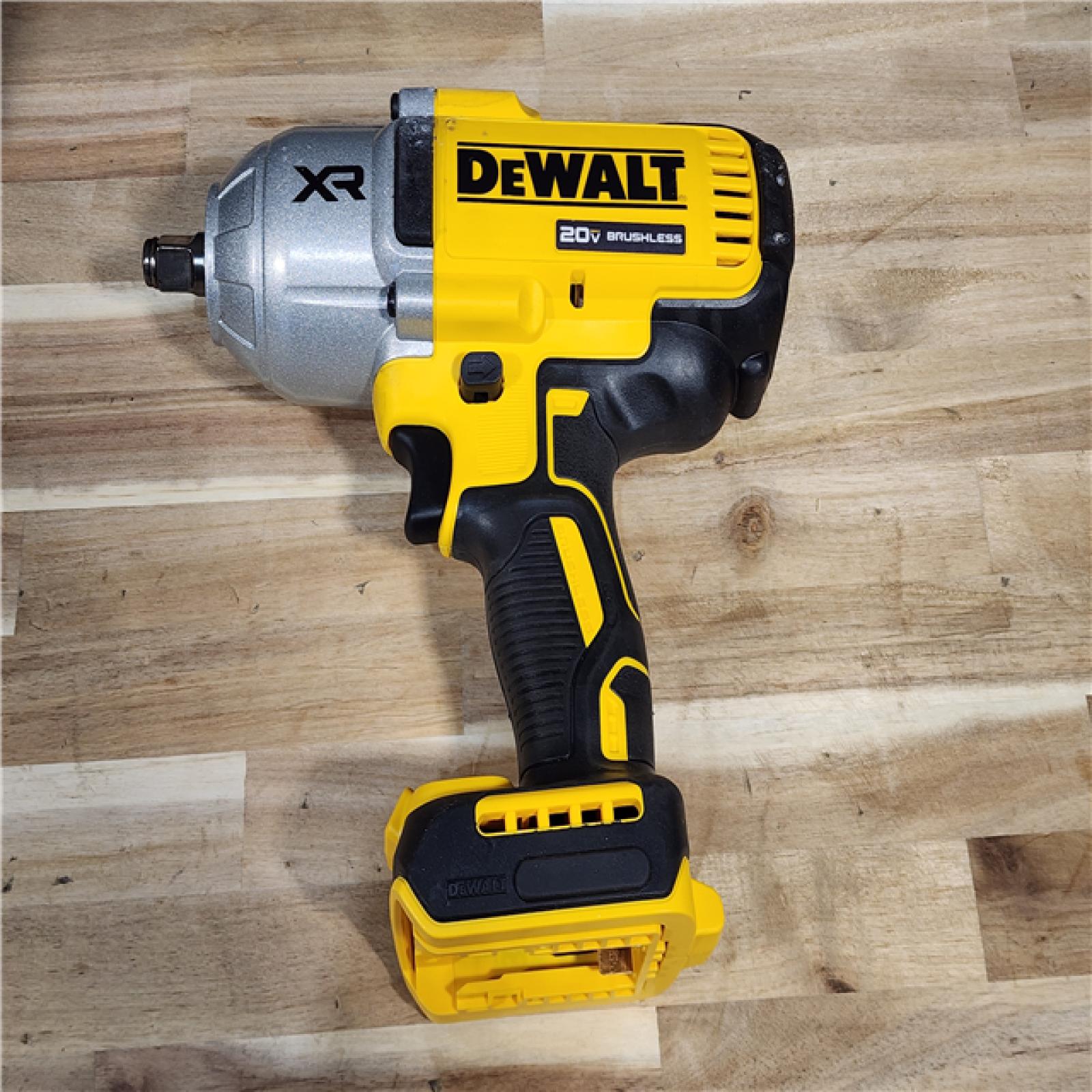 HOUSTON LOCATION - AS-IS DEWALT 20V MAX* XR 1/2 High Torque Impact Wrench W/ BATTERY & CHARGER
