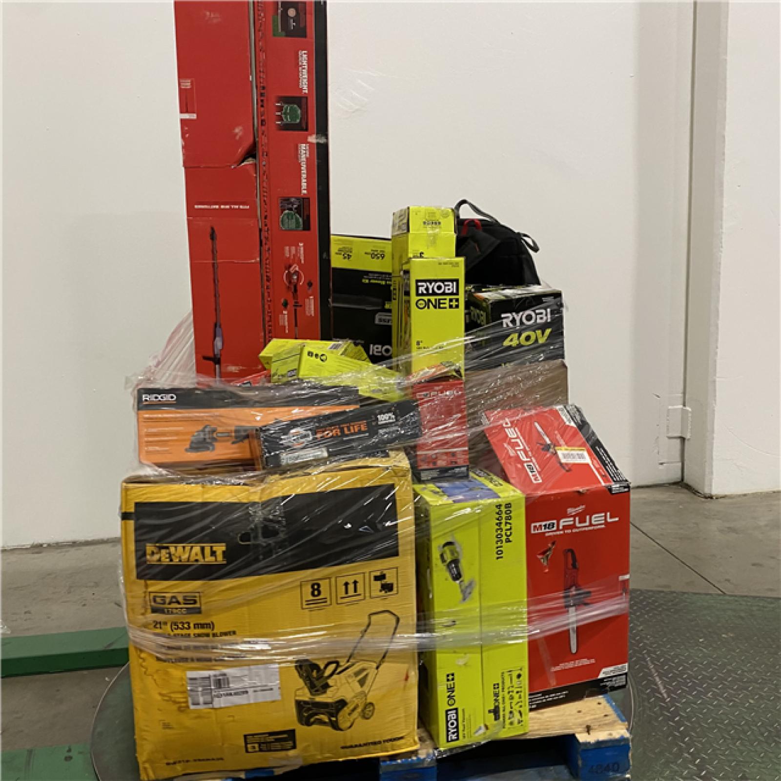 Dallas Location - As-Is Tool Pallet