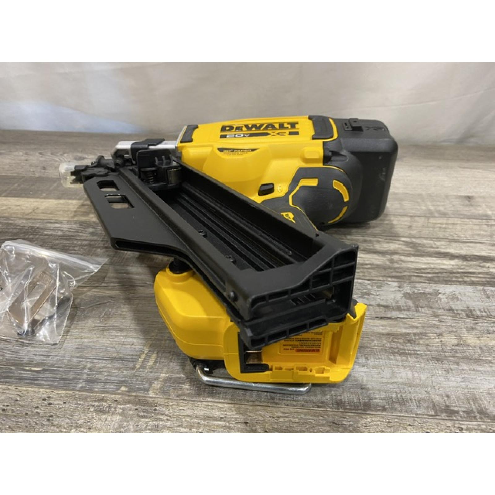 AS-IS DEWALT 20V 30 Degree Cordless Framing Nailer (Tool-Only)