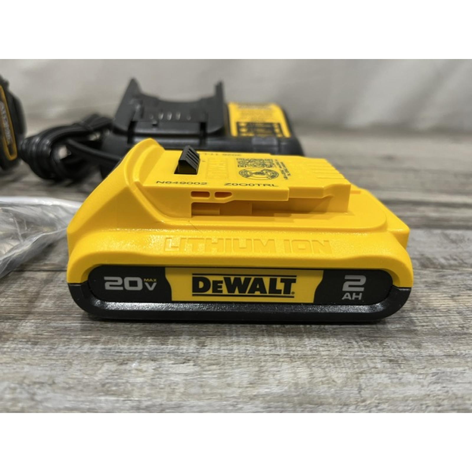 AS-IS DEWALT Atomic 20V Lithium-Ion Cordless Compact 1/2 in. Drill/Driver Kit