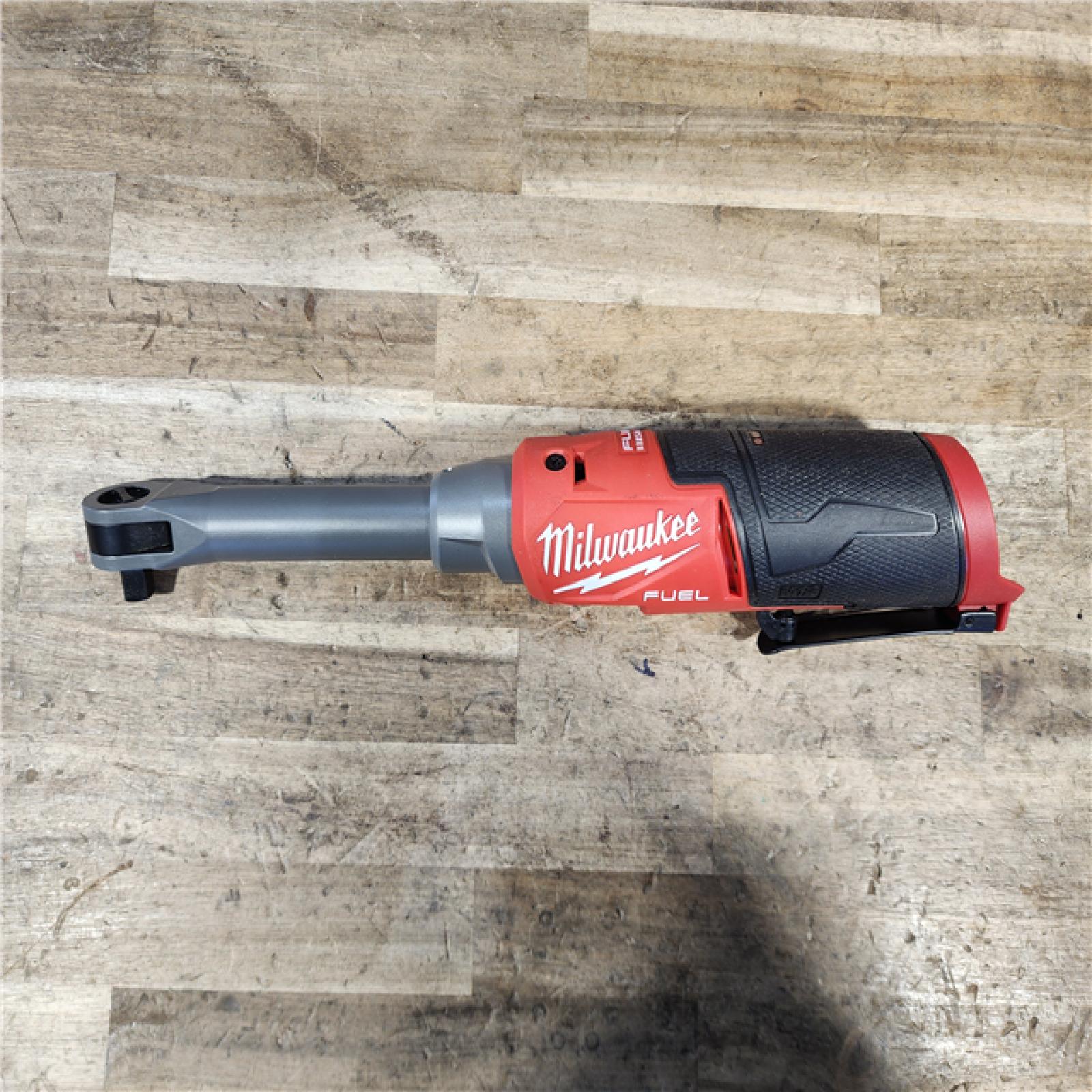 HOUSTON LOCATION - AS-IS Milwaukee  FUEL 12V Lithium-Ion Brushless Cordless 3/8 in. Extended Reach High Speed Ratchet (Tool Only)