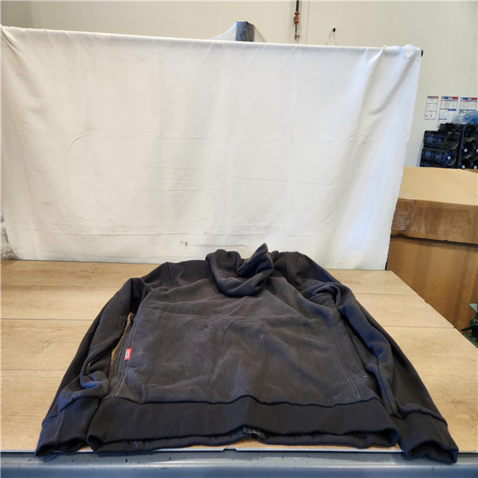 AS-IS- Men's Large M12 12-Volt Lithium-Ion Cordless Black Heated Jacket Hoodie Kit