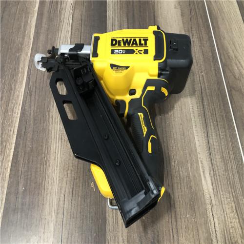 AS-IS  DEWALT 20-Volt 30° Cordless Framing Nailer (Tool-Only)