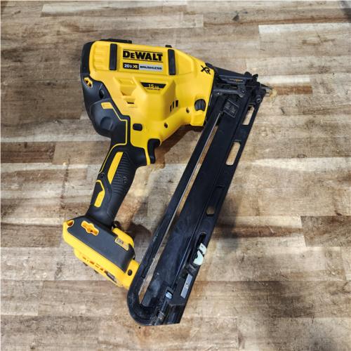 Houston Location AS-IS DEWALT Cordless 20V MAX XR Angled Finish Nailer (Tool Only)