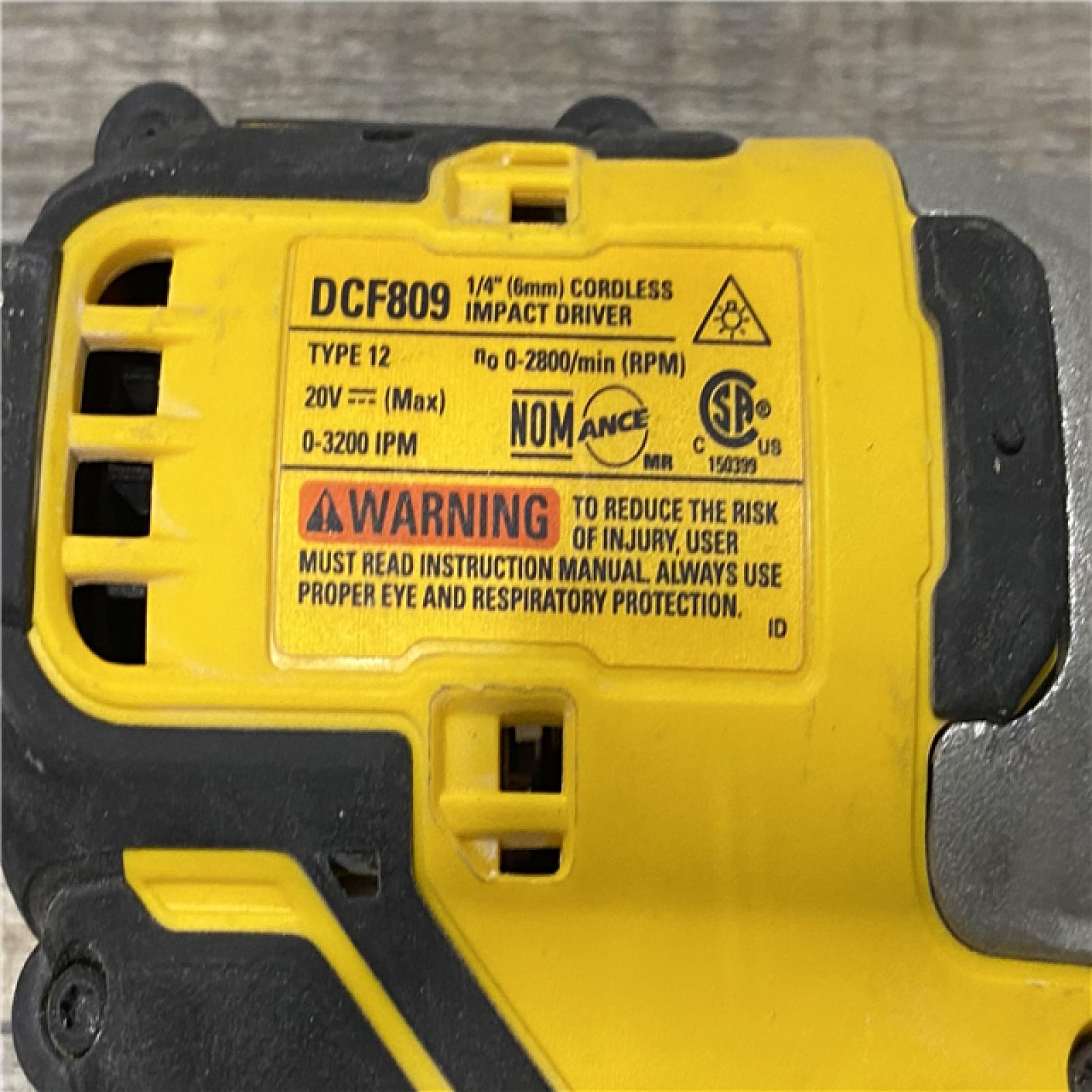 AS-IS DEWALT Atomic 20V Max Lithium-Ion Brushless Cordless Compact 1/4 in. Impact Driver Kit