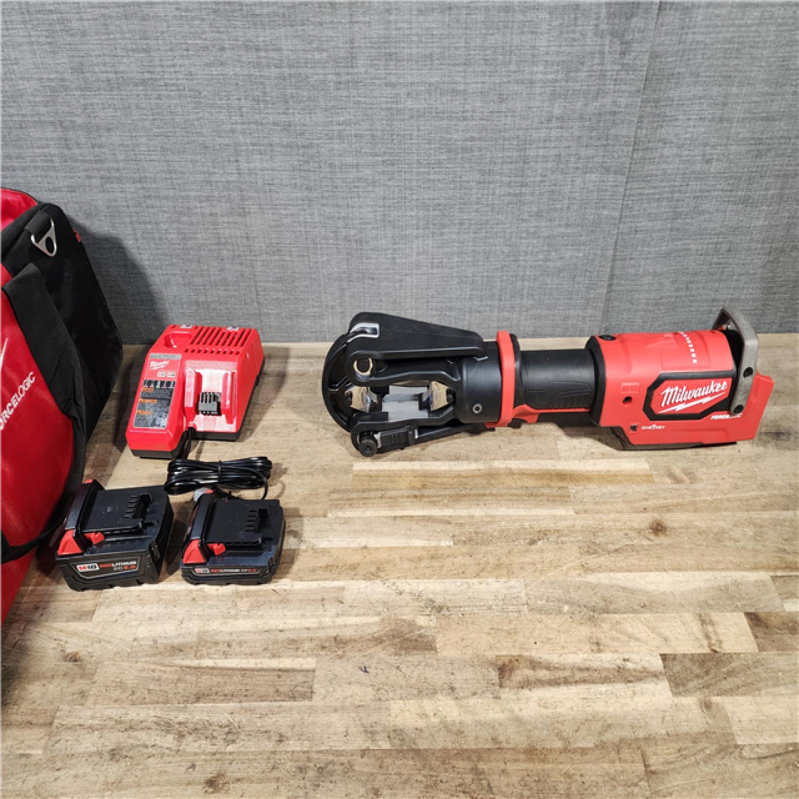 HOUSTON LOCATION - AS-IS M18 18-Volt 15-Ton Lithium-Ion Cordless FORCE LOGIC Utility Crimper with 2-Batteries, Charger Tool Bag