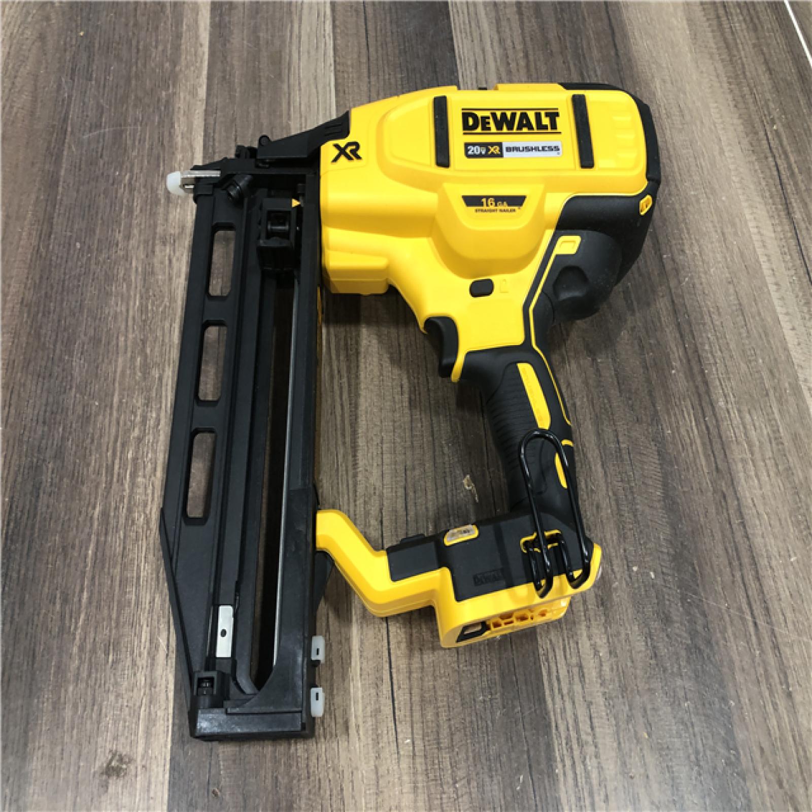 AS-IS DEWALT 20V MAX XR 16-Gauge Lithium-Ion Cordless Finish Nailer (Tool Only)