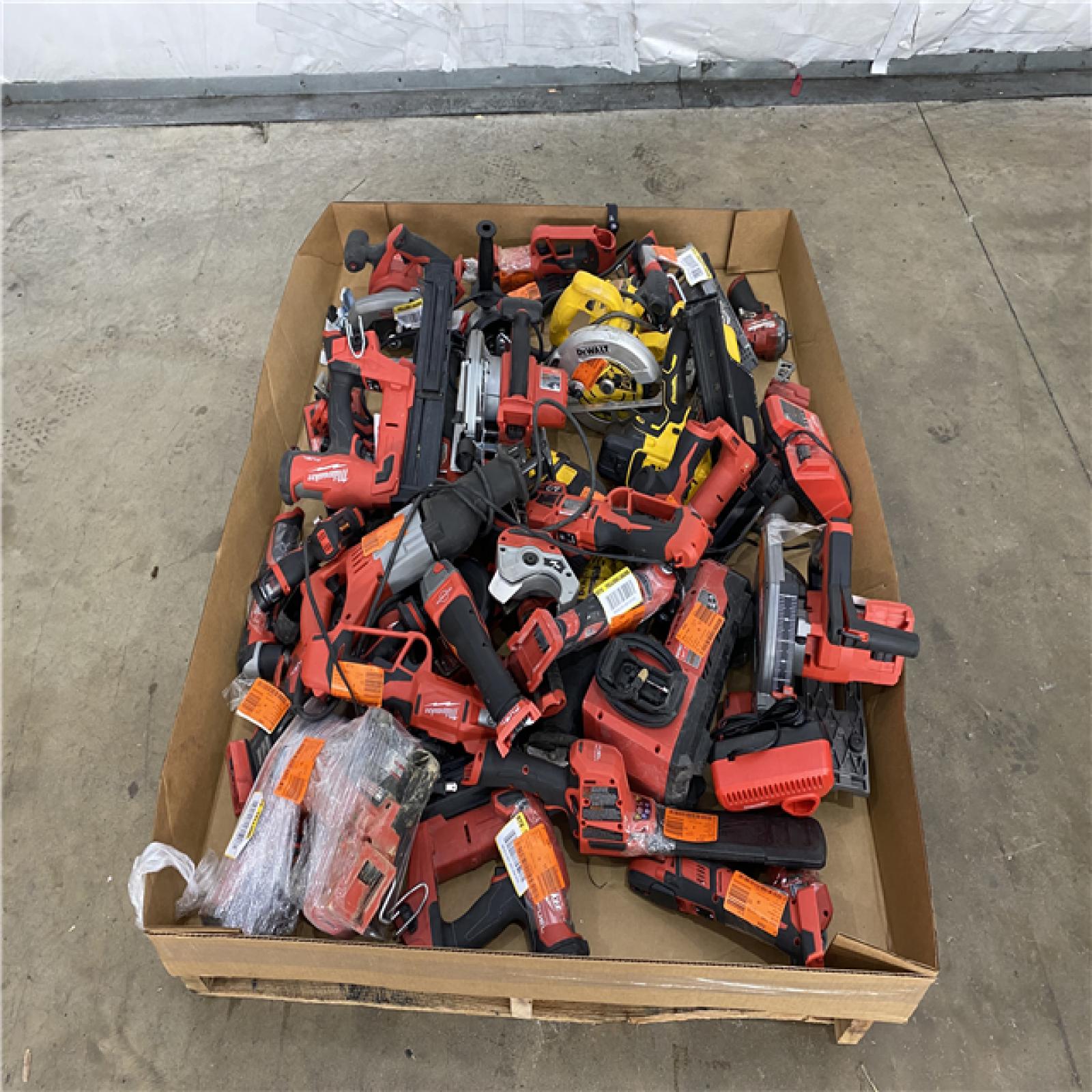 Houston Location AS IS - Tool Pallet