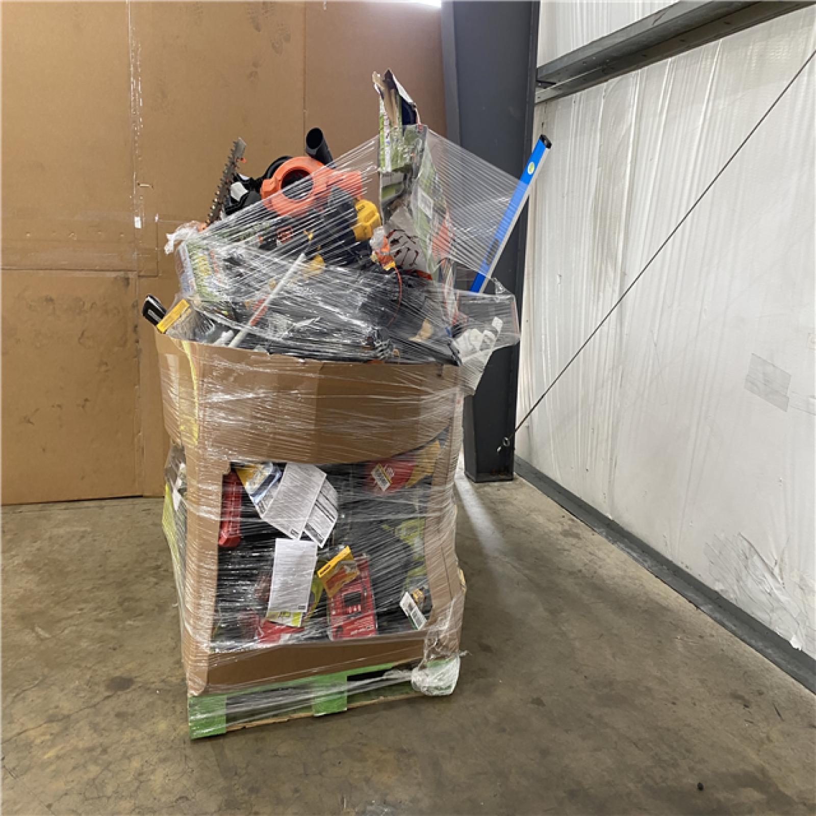 Houston Location AS IS - Tool Pallet