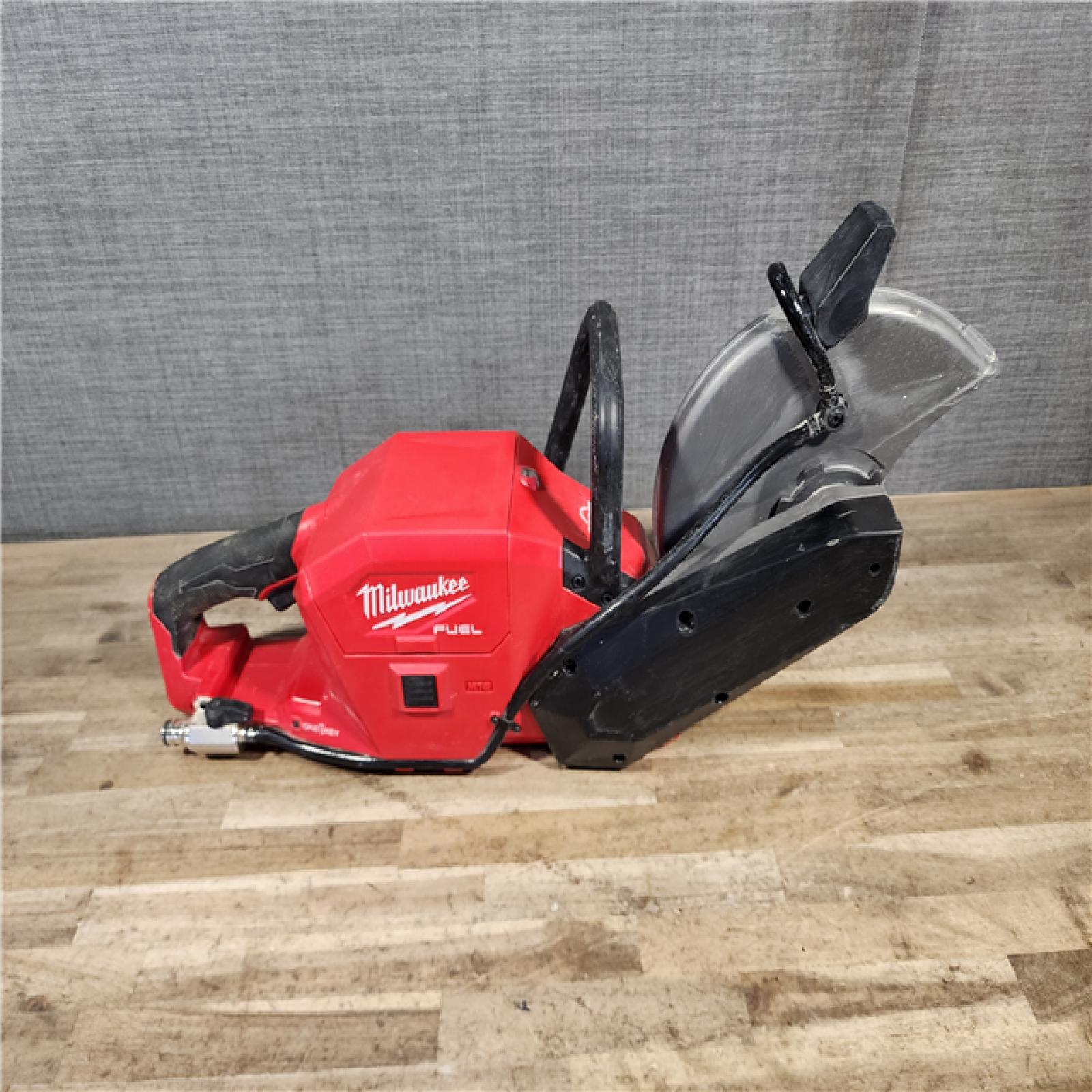 HOUSTON LOCATION - AS-IS Milwaukee FUEL ONE-KEY 18V Lithium-Ion Brushless Cordless 9 in. Cut Off Saw (Tool-Only)