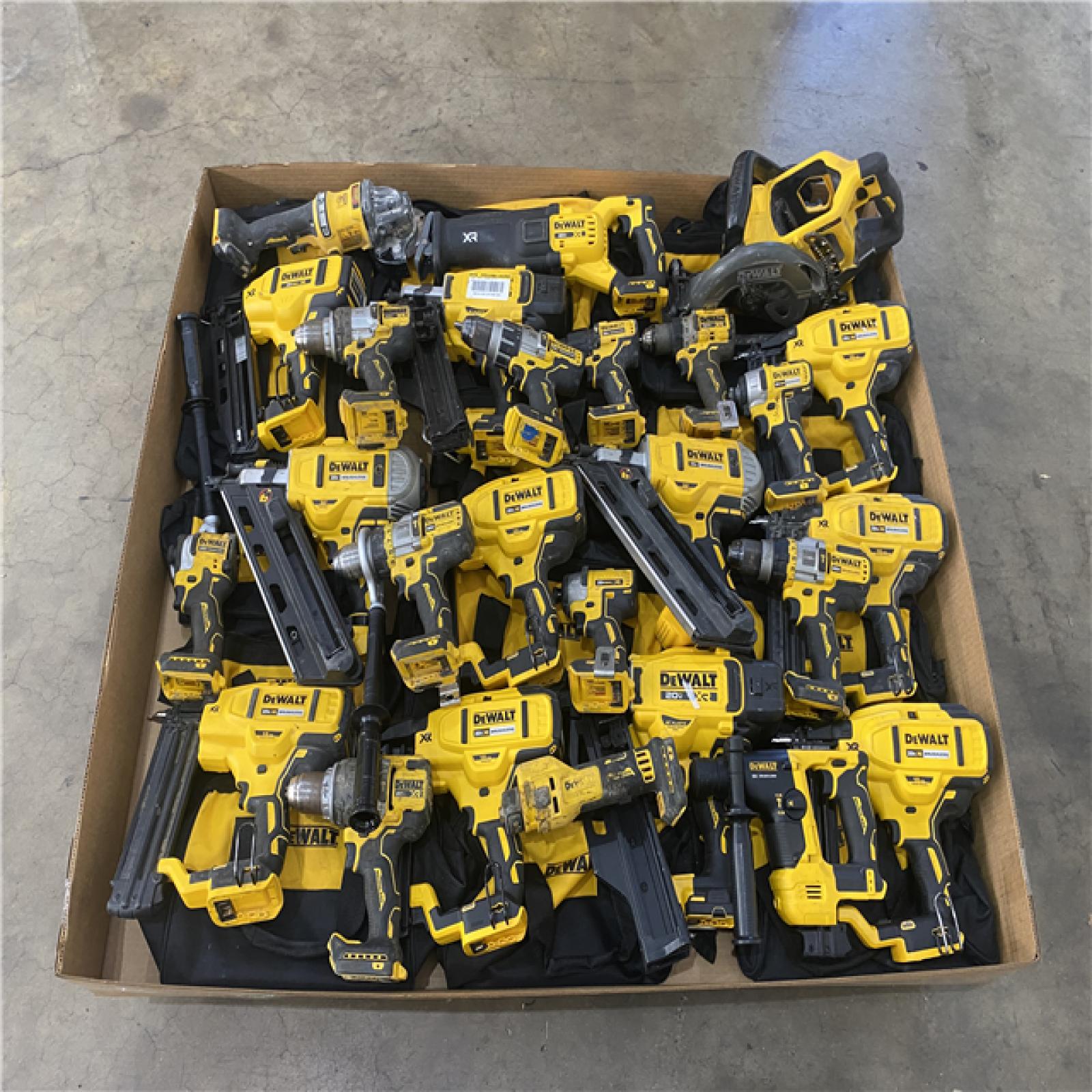 Houston Location AS IS - Tool Pallet