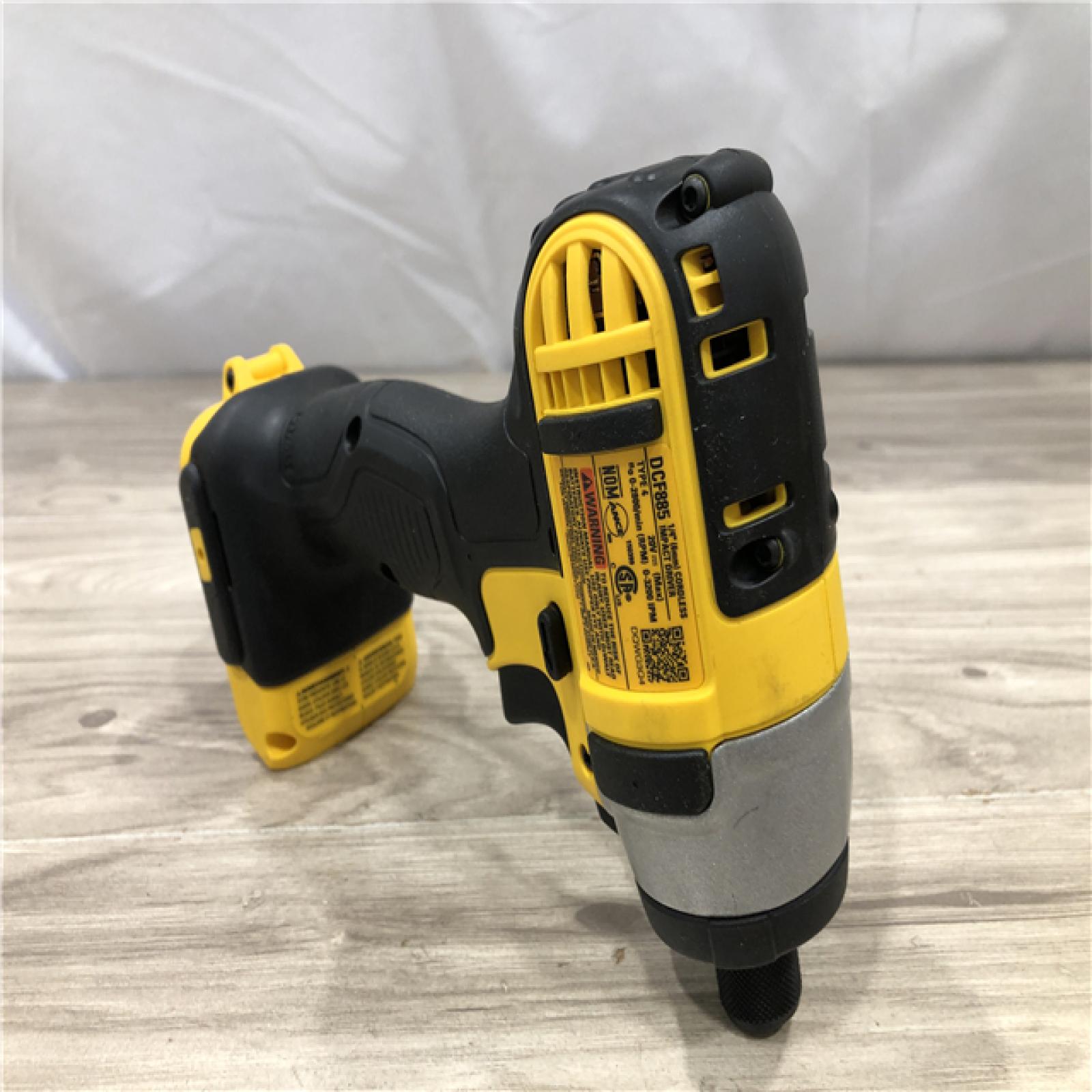 AS-IS DeWALT 20V MAX Cordless Drill Driver/Impact Driver Combo Kit