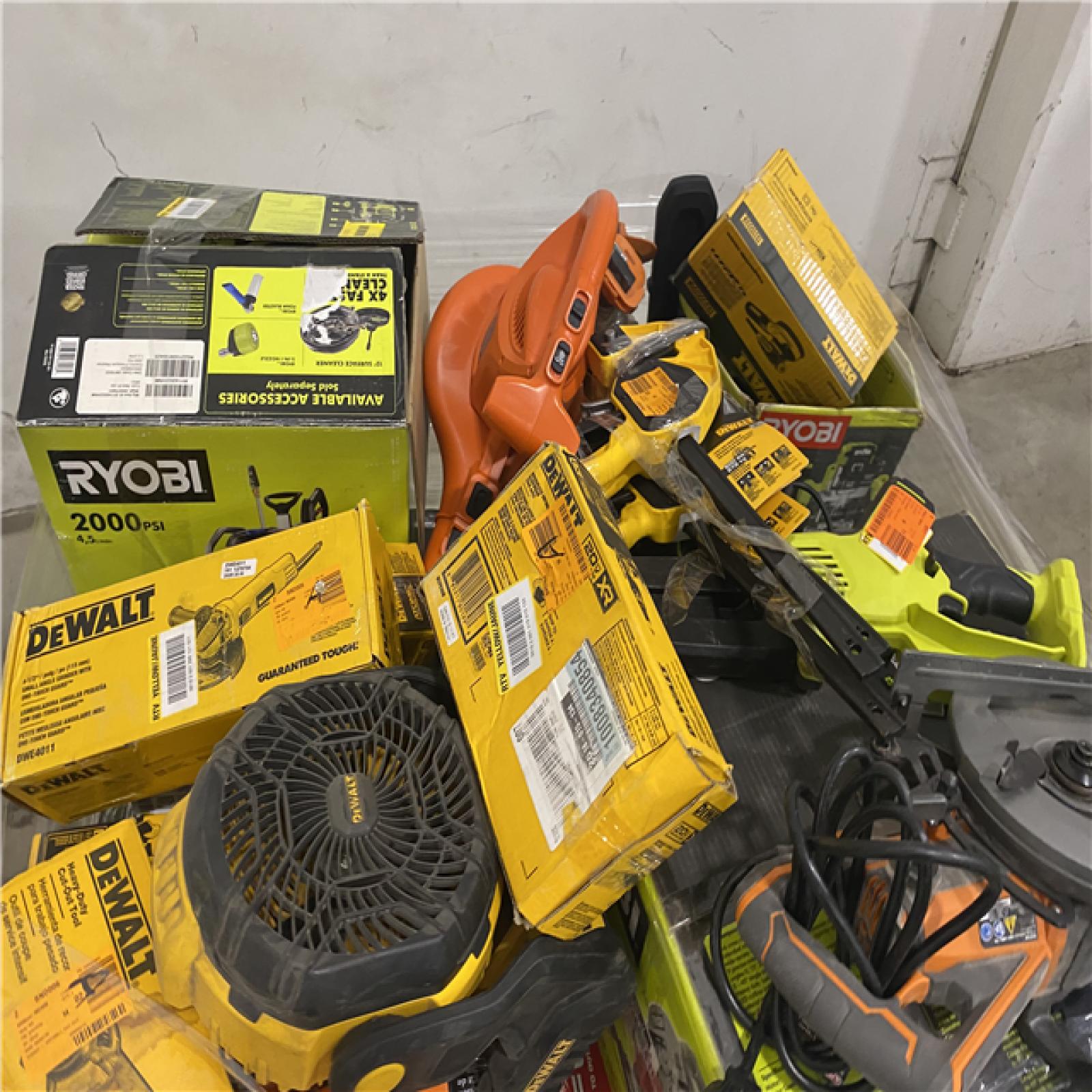 Dallas Location - As-Is Tool Pallet