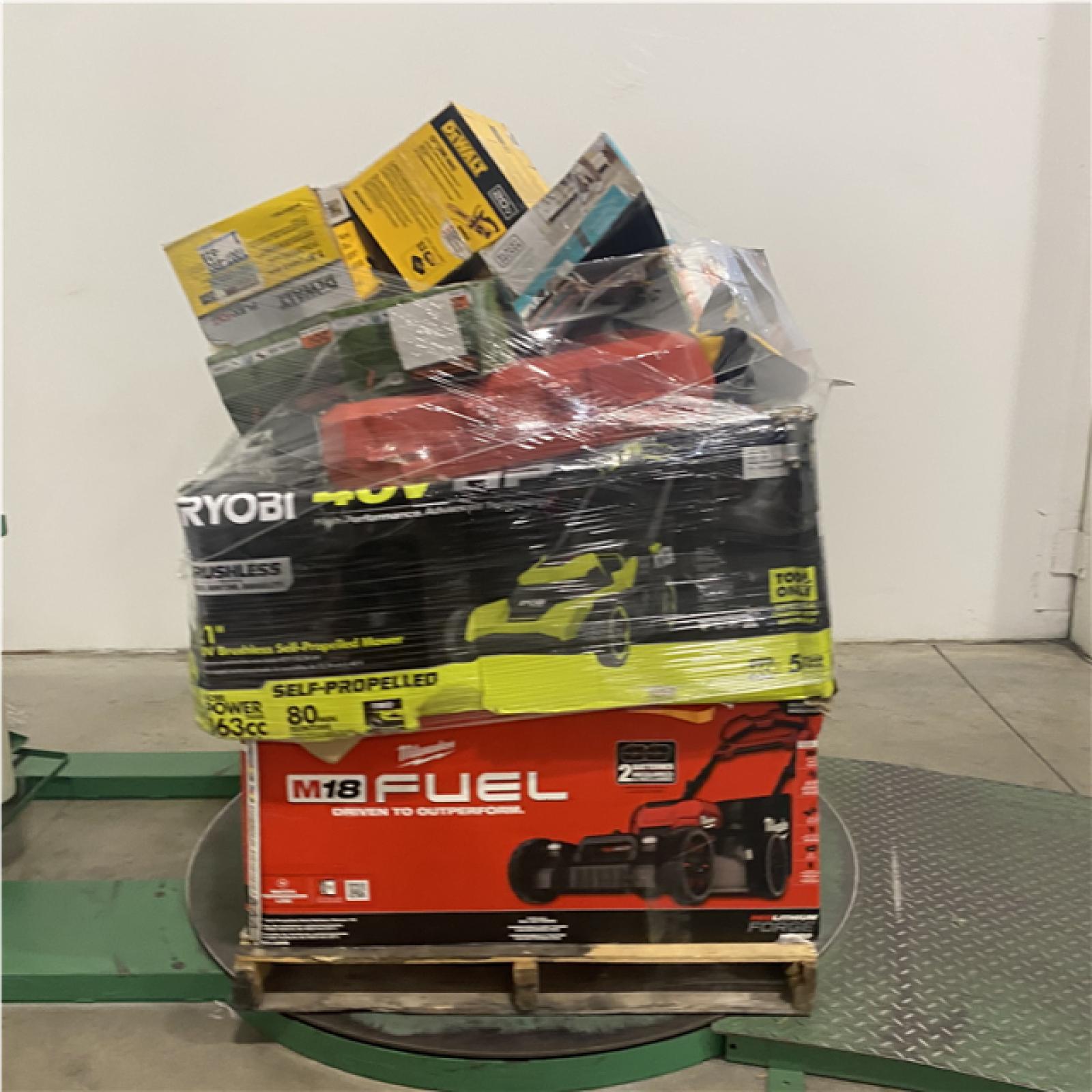 Dallas Location - As-Is Tool Pallet