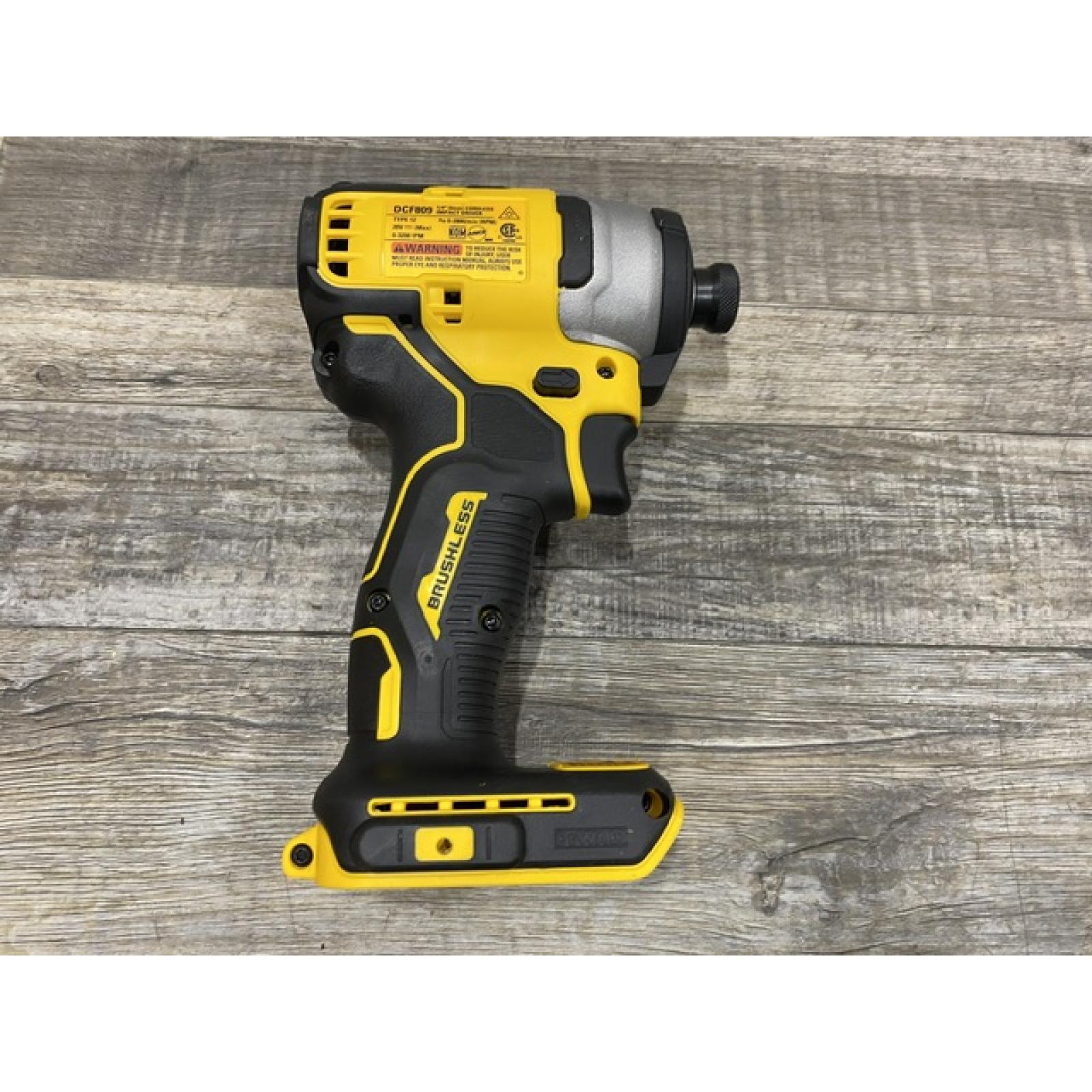 AS-IS DEWALT Atomic 20V Max Lithium-Ion Brushless Cordless Compact 1/4 in. Impact Driver Kit