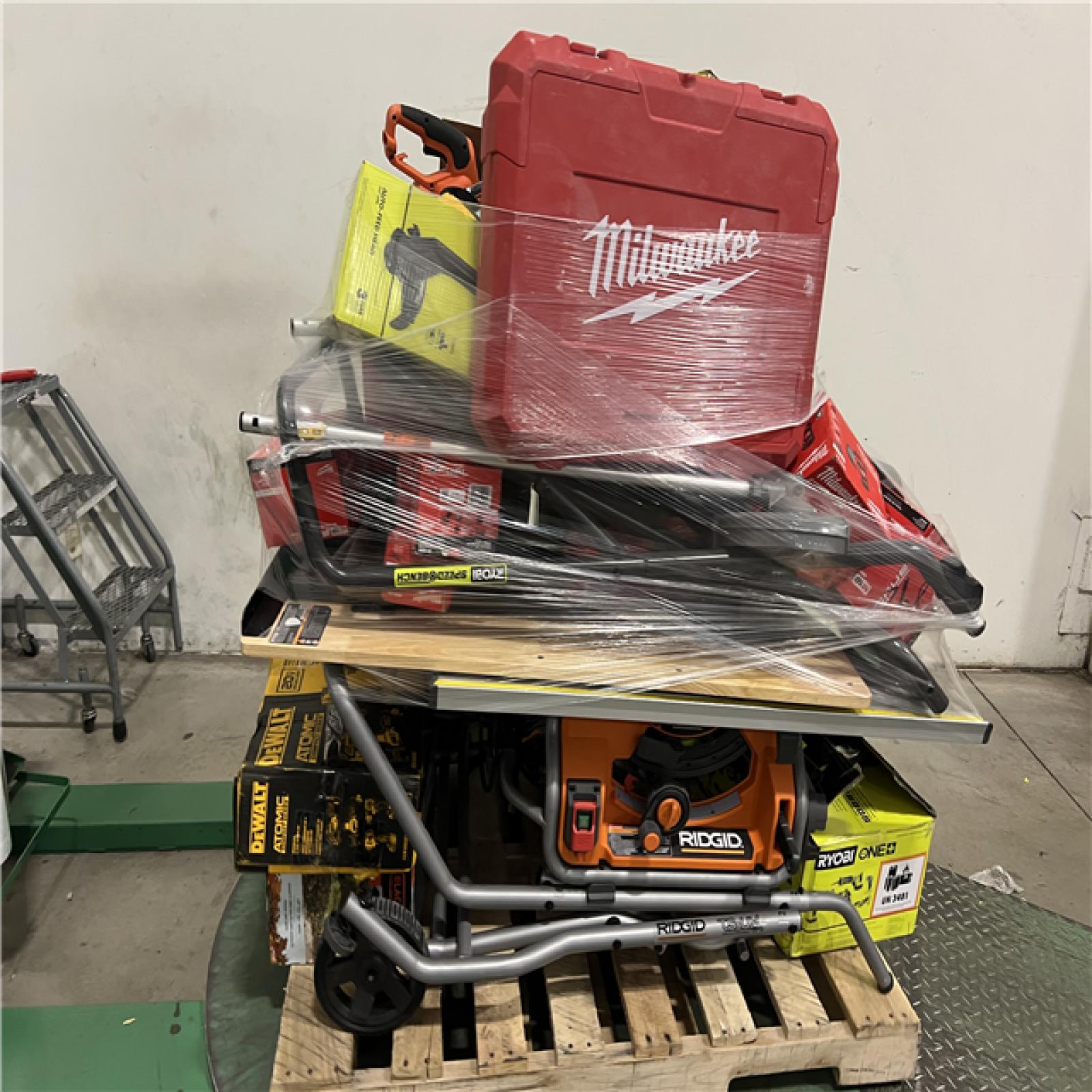 Dallas Location - As-Is Tool Pallet