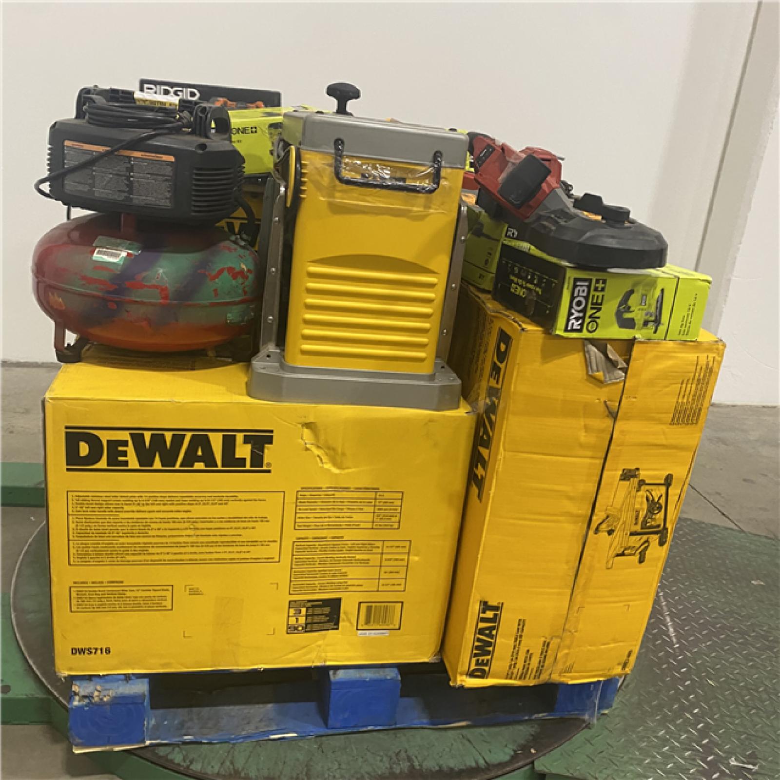 Dallas Location - As-Is Tool Pallet