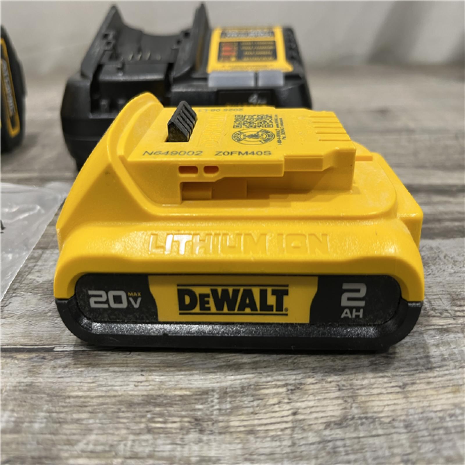 AS-IS DEWALT Atomic 20V Max Lithium-Ion Brushless Cordless Compact 1/4 in. Impact Driver Kit
