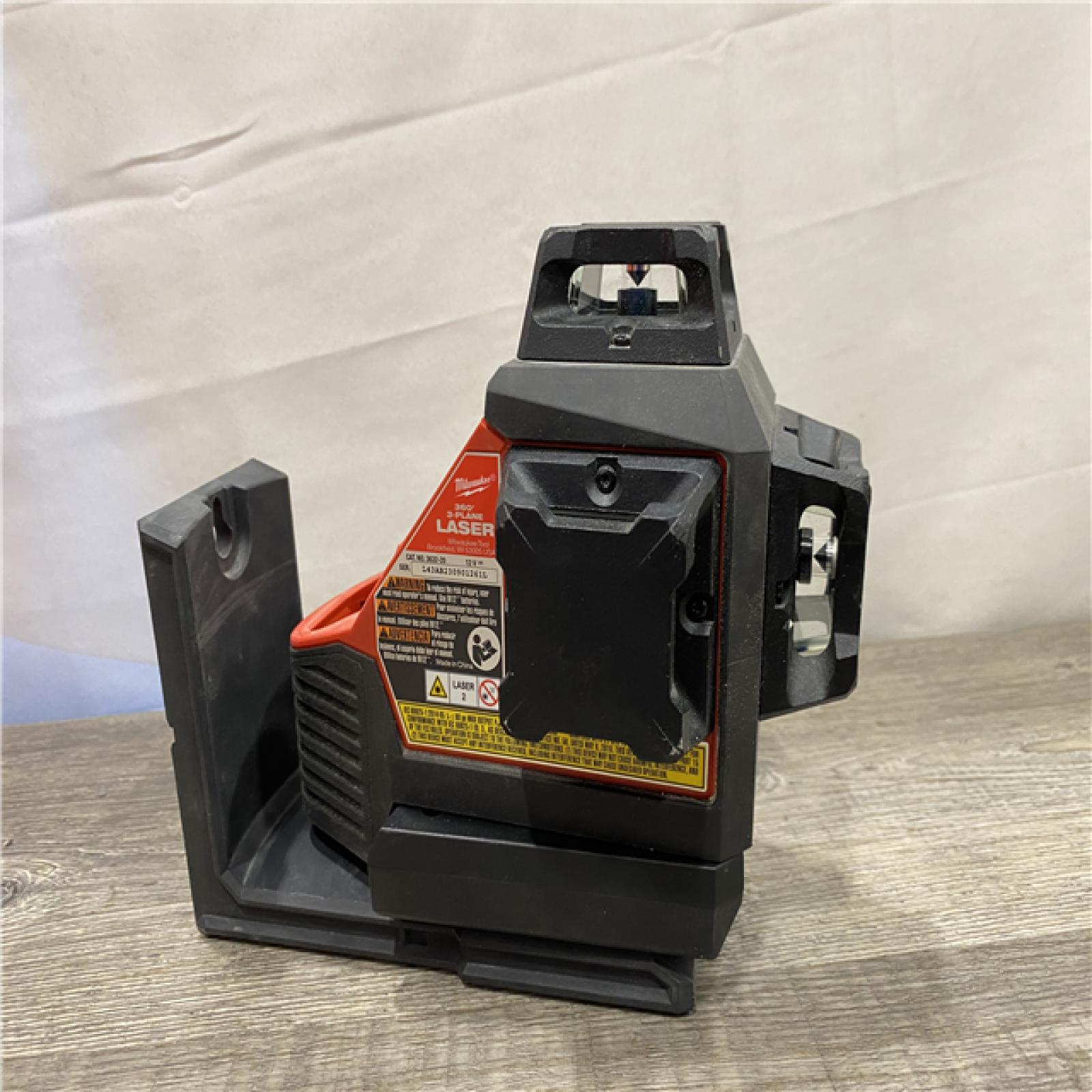 AS-IS Milwaukee 12-Volt Lithium-Ion Cordless Green 250 ft. 3-Plane Laser Level Kit