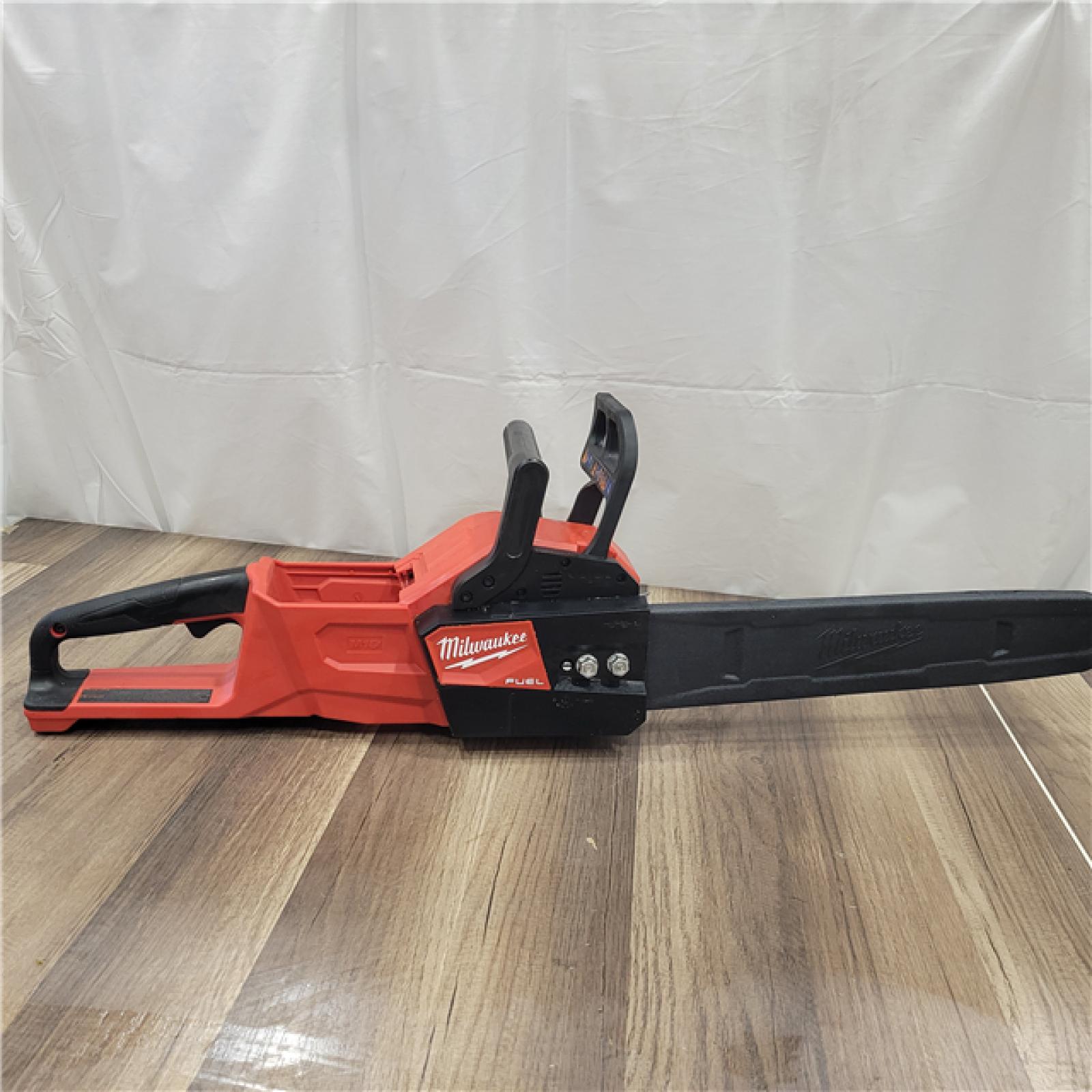AS-IS  Milwaukee M18 FUEL 16  18V Li-Ion Brushless Cordless Chainsaw Tool-Only 2727-20