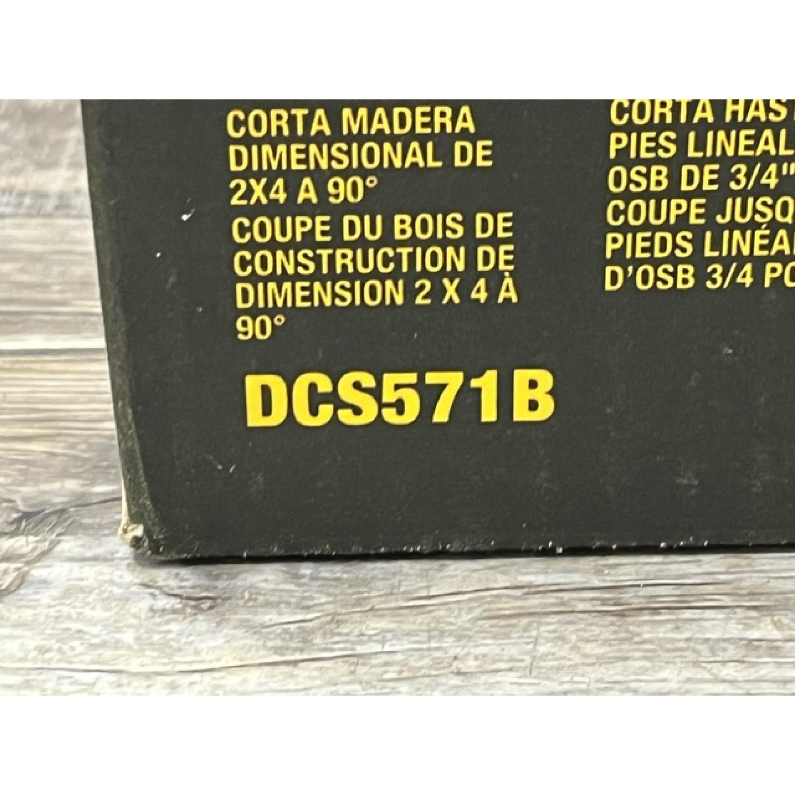 NEW - DEWALT ATOMIC 20V MAX Cordless Brushless 4-1/2 in. Circular Saw (Tool Only)
