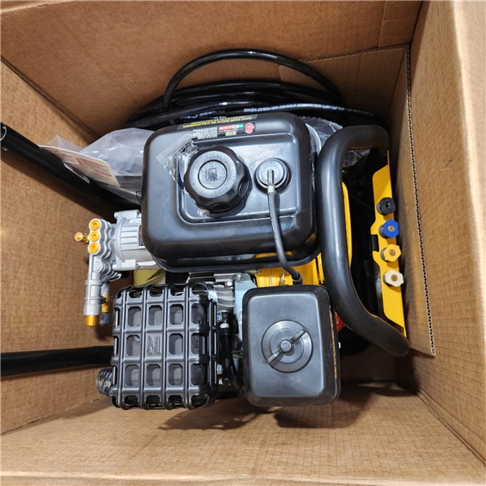 Dallas Location - As-Is DEWALT 3400 PSI 2.5 GPM Gas Pressure Washer