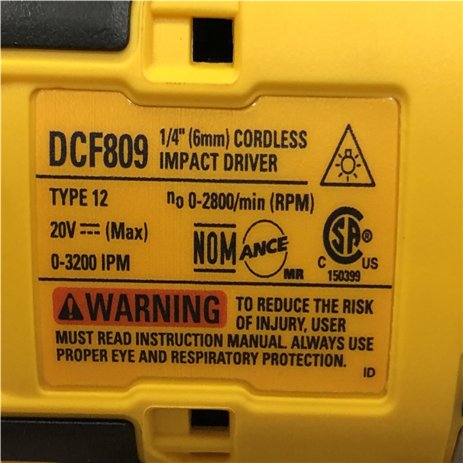 AS-IS DEWALT Atomic 20V Max Lithium-Ion Brushless Cordless Compact 1/4 in. Impact Driver Kit