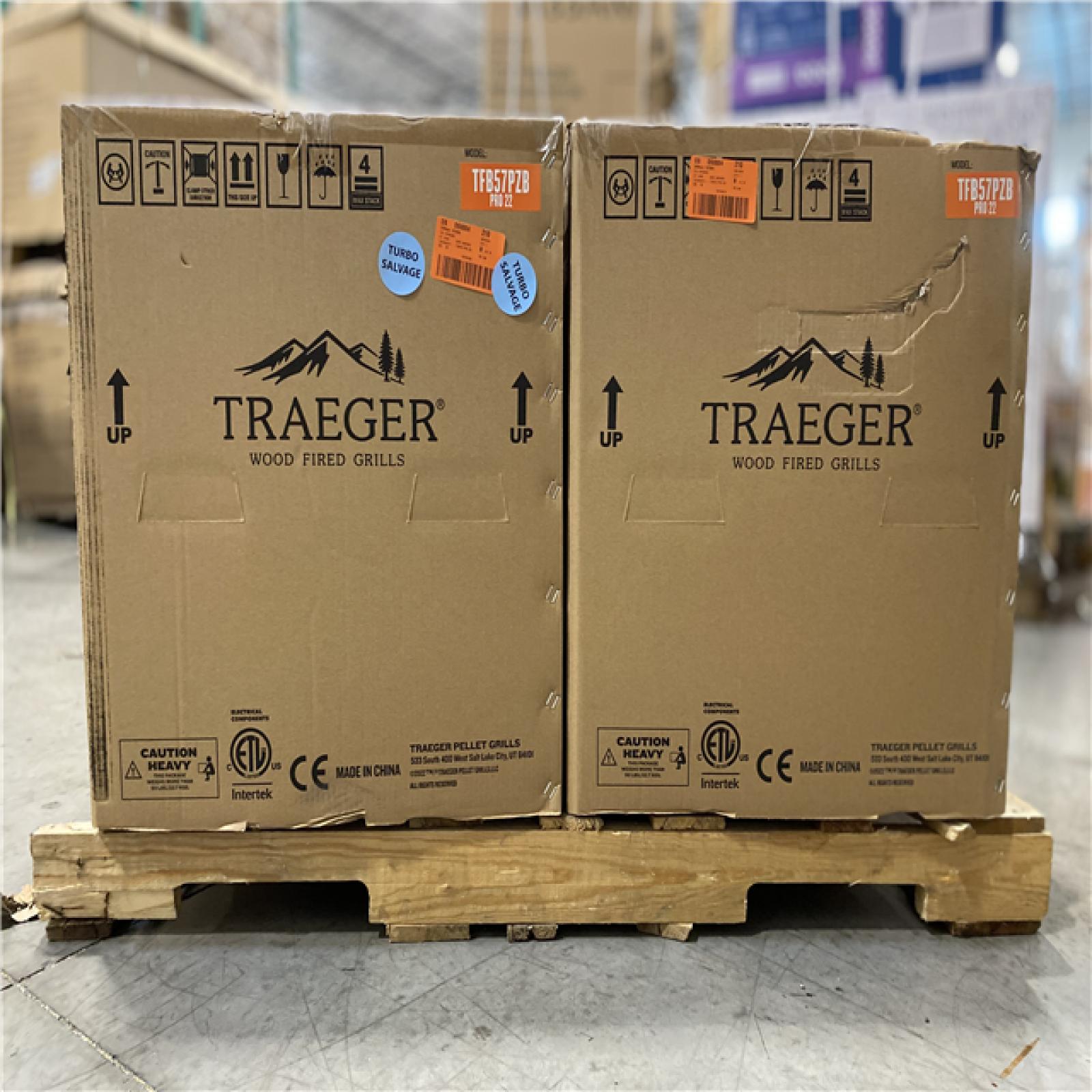 DALLAS LOCATION - Traeger Pro Series 22 Pellet Grill in Bronze  - PALLET  (  2  UNITS  )
