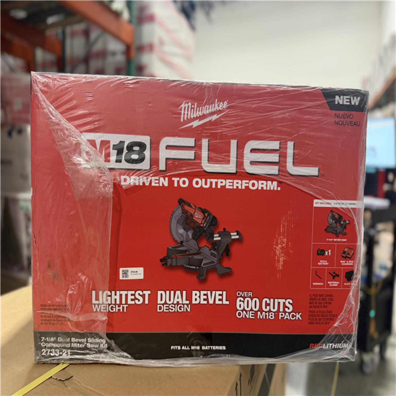 DALLAS LOCATION -Milwaukee M18 FUEL 18V Lithium-Ion Brushless Cordless 7-1/4 in. Dual Bevel Sliding Compound Miter Saw Kit w/One 5.0Ah Battery