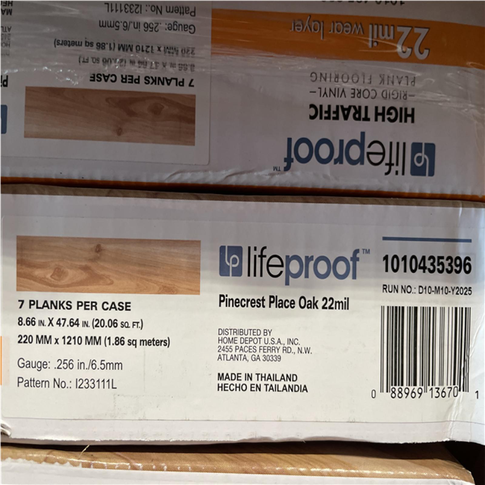 DALLAS LOCATION- LIFEPROOF Pinecrest Place Oak and Sundance Canyon Hickory MIXED PALLET(20.1 sq. ft./case)-(57units)