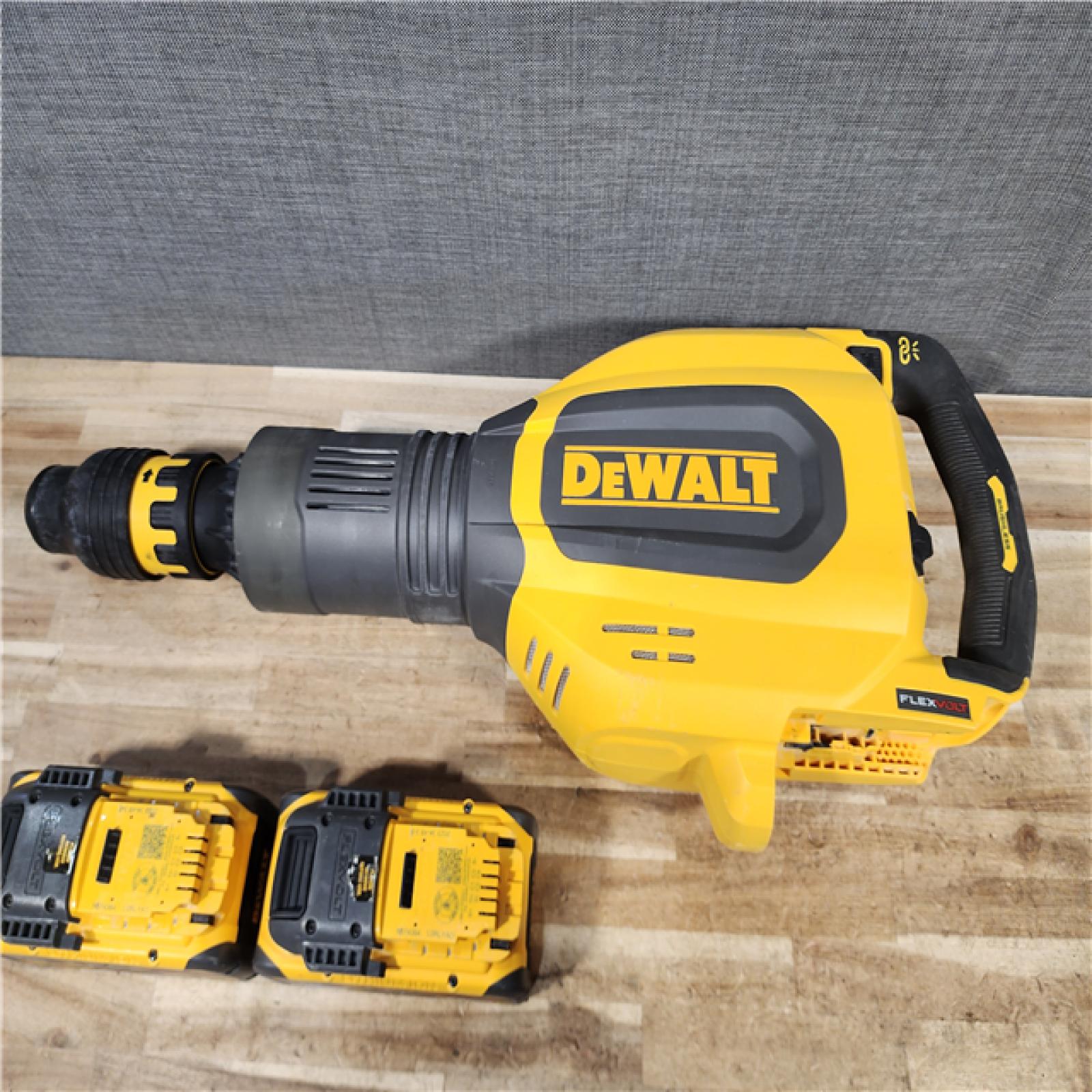 HOUSTON LOCATION - AS - IS 60-Volt 27 Lbs. SDS Maximum 1-3/4 in. Inline Chipping Hammer Kit