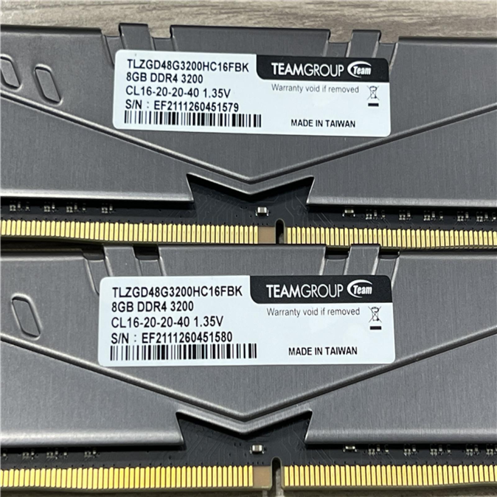 AS-IS  Teamgroup T-Force Vulcan Z 16GB (2X8GB) (TLZGD48G3200HC16FBK) GB DDR4-3200MHz (PC4-25600) CL16 1.35V