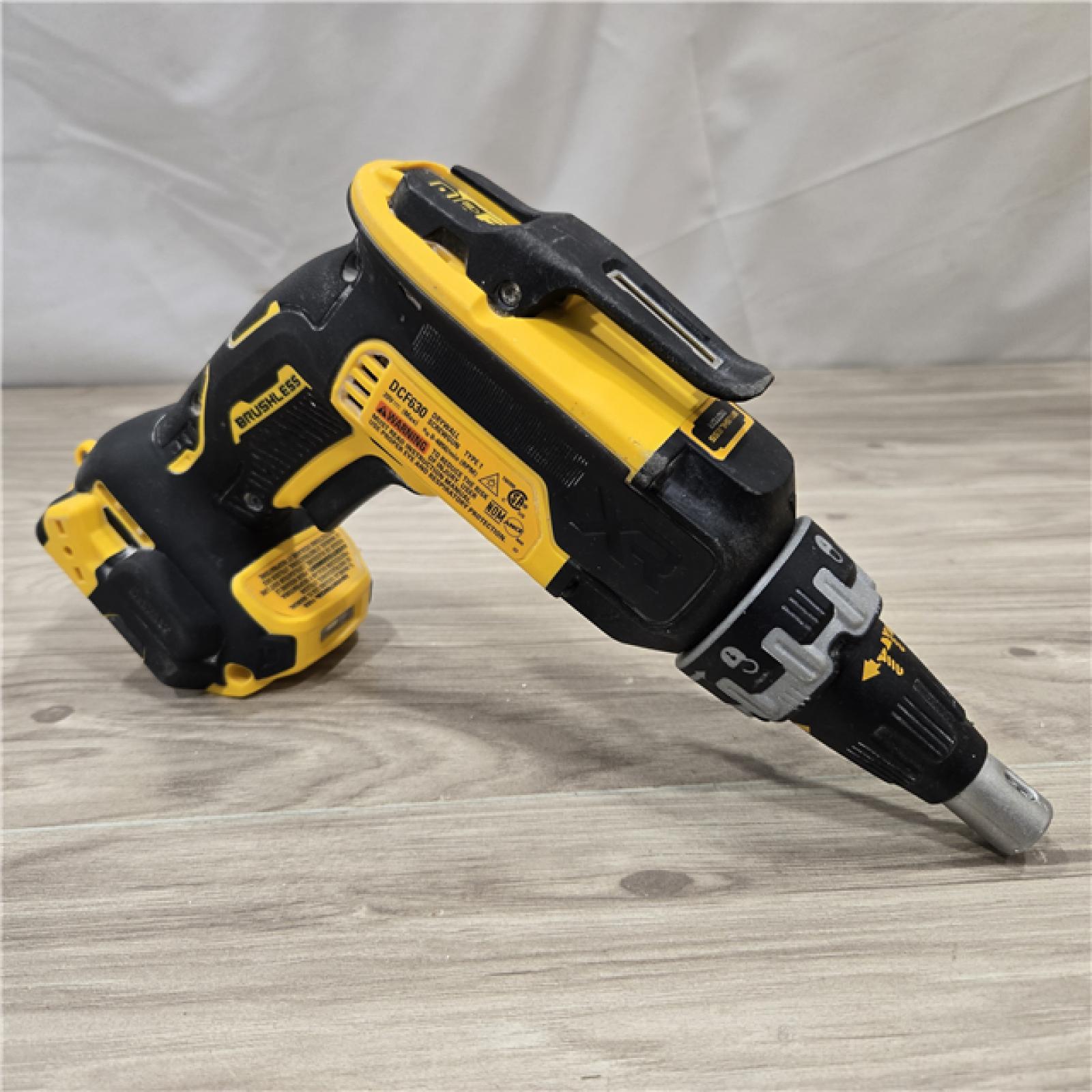 AS-IS DEWALT 20V MAX XR Cordless 2-Tool Combo Kit