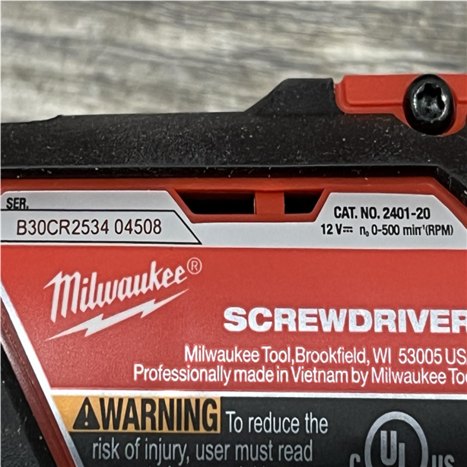 AS-IS Milwaukee 12V Lithium-Ion Cordless 1/4 in. Hex Screwdriver Kit