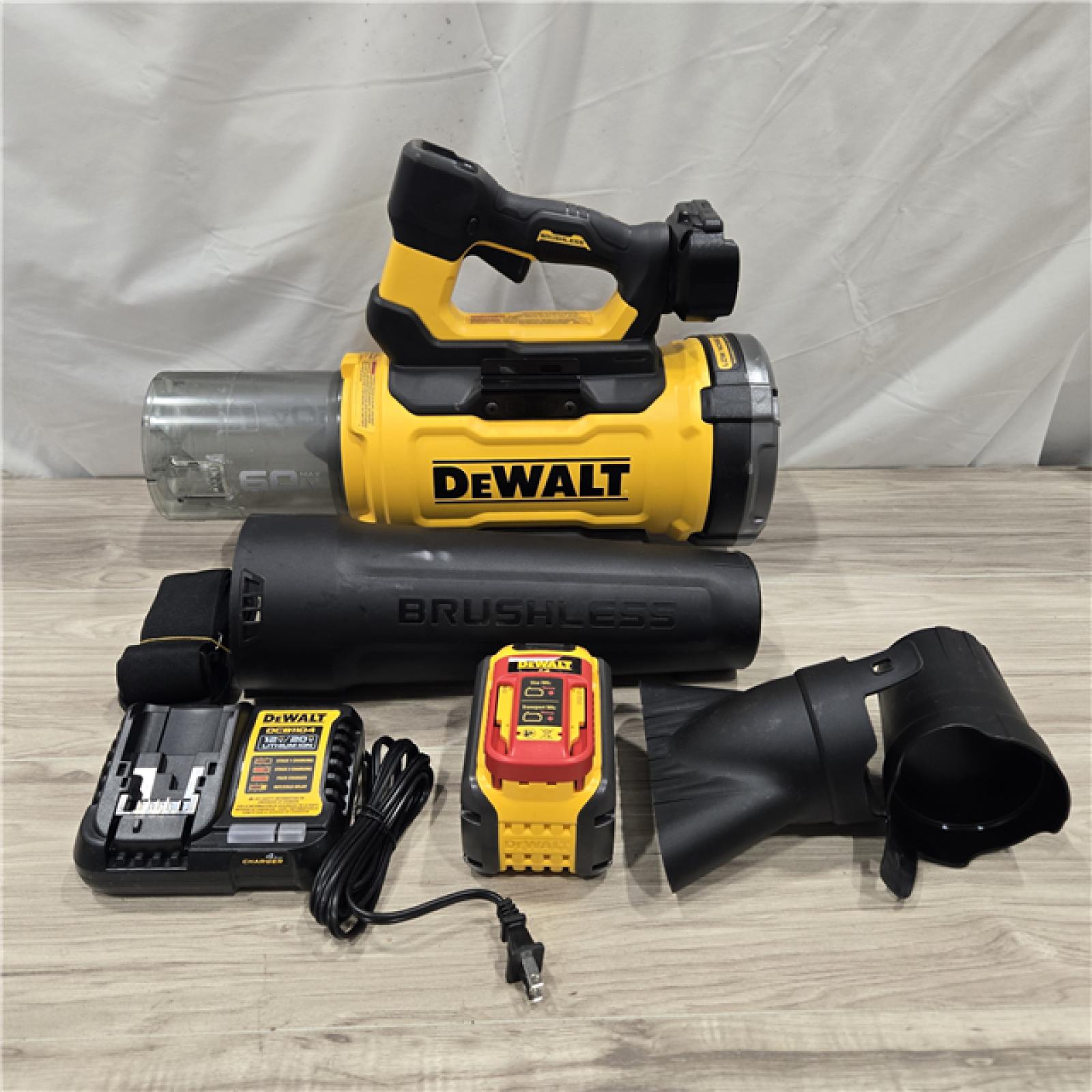 AS-IS DEWALT FLEXVOLT 60V MAX 160 MPH 760 CFM Cordless Axial Blower Kit