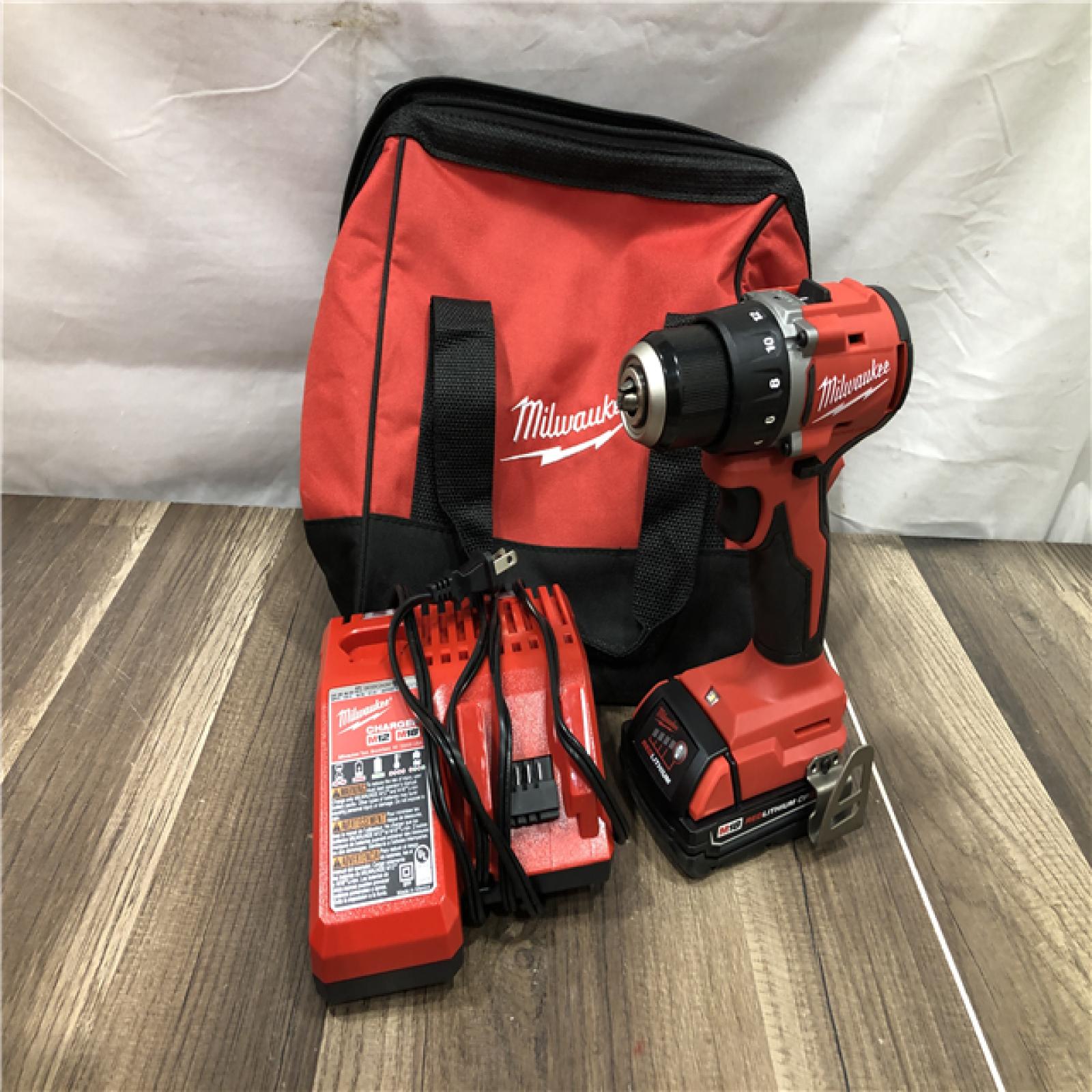 AS-IS Milwaukee 18V Lithium-Ion Brushless Cordless 1/2 in. Compact Drill/Driver Kit