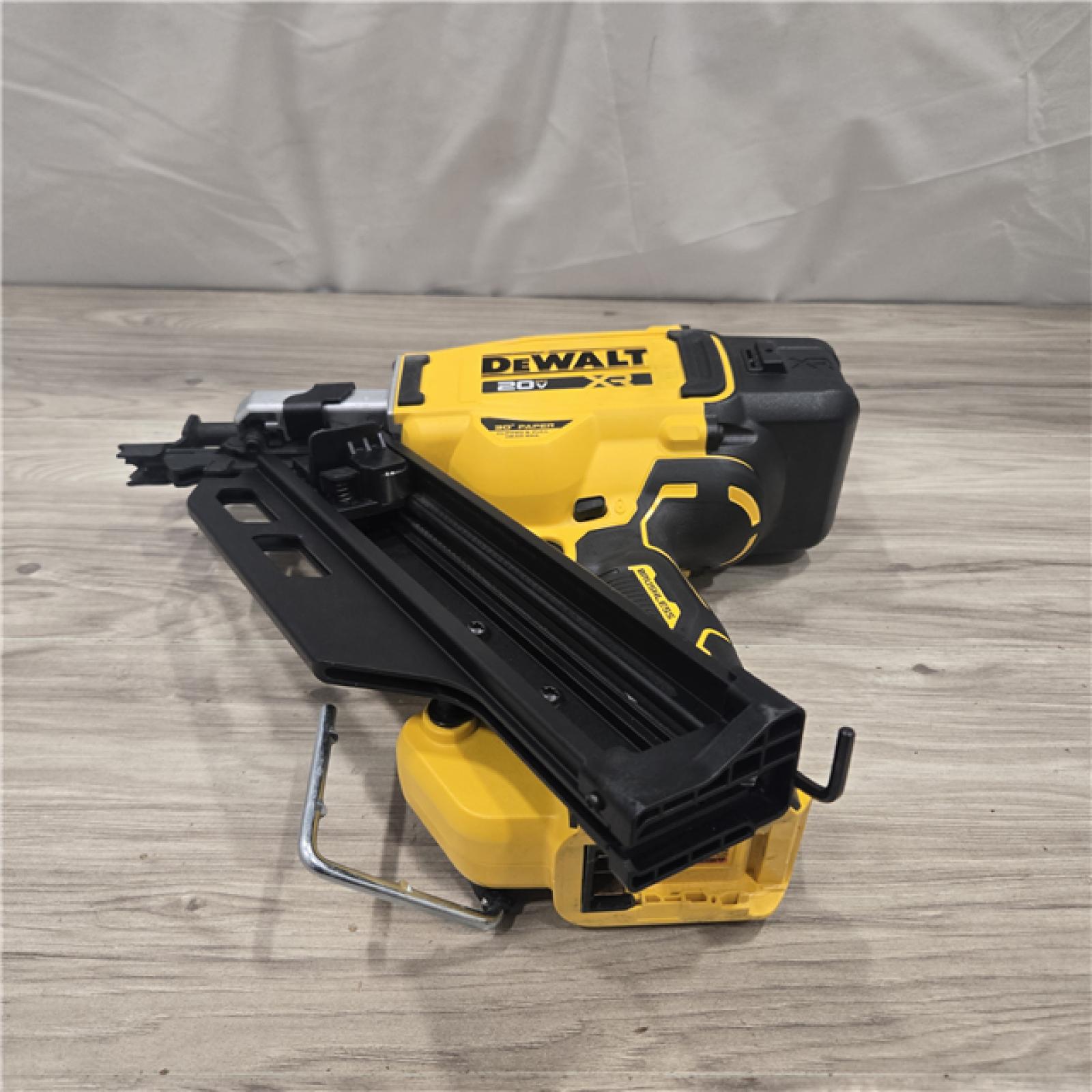 AS-IS DEWALT 20V 30 Degree Cordless Framing Nailer (Tool-Only)