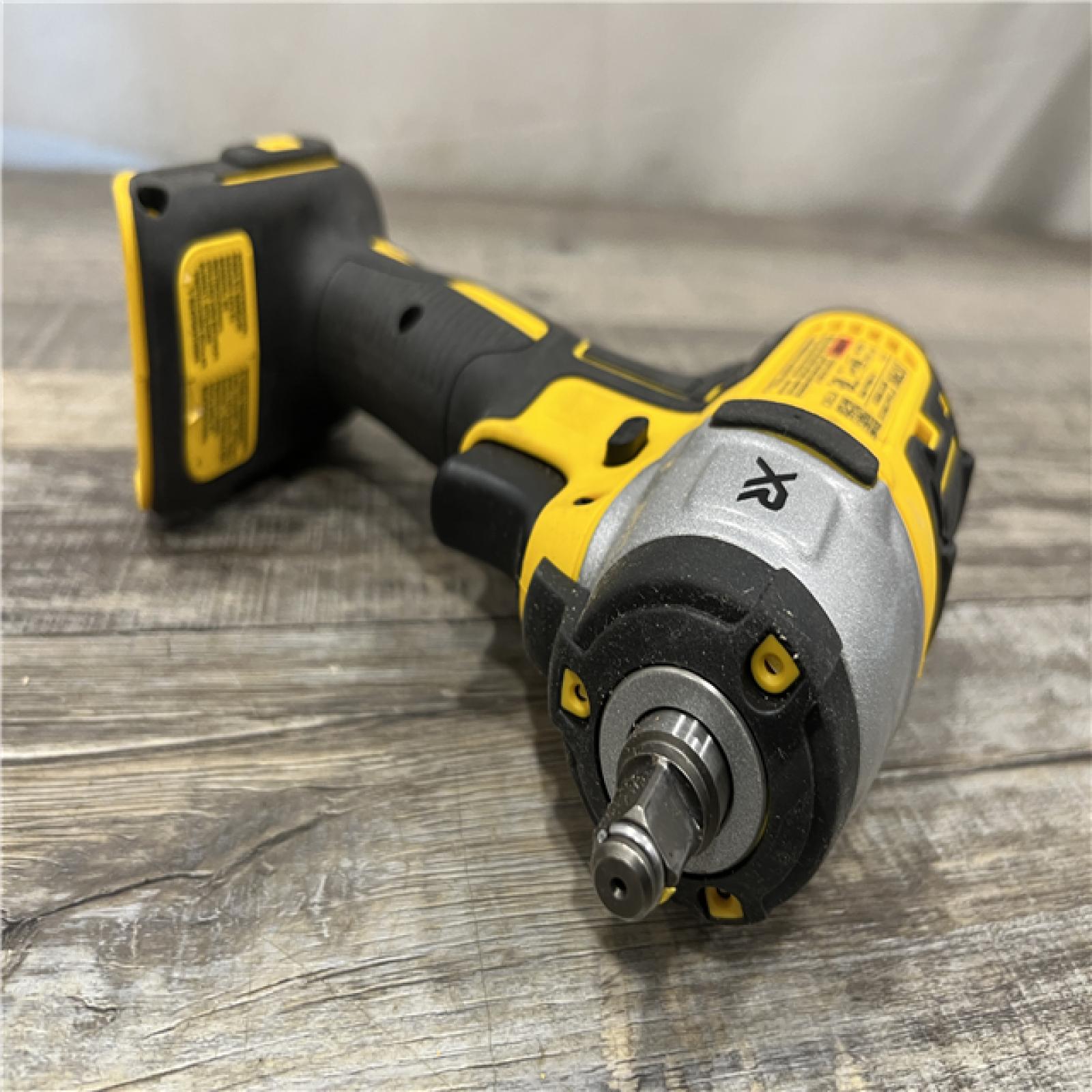AS-IS DEWALT 20V XR Brushless Cordless 1/4 in. Quiet Hydraulic Impact Driver (Tool-Only)