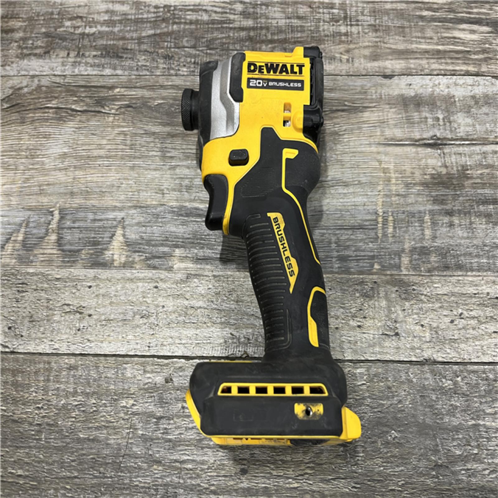 AS-IS DEWALT ATOMIC 20V MAX Lithium-Ion Cordless 1/4 in. Brushless Impact Driver Kit