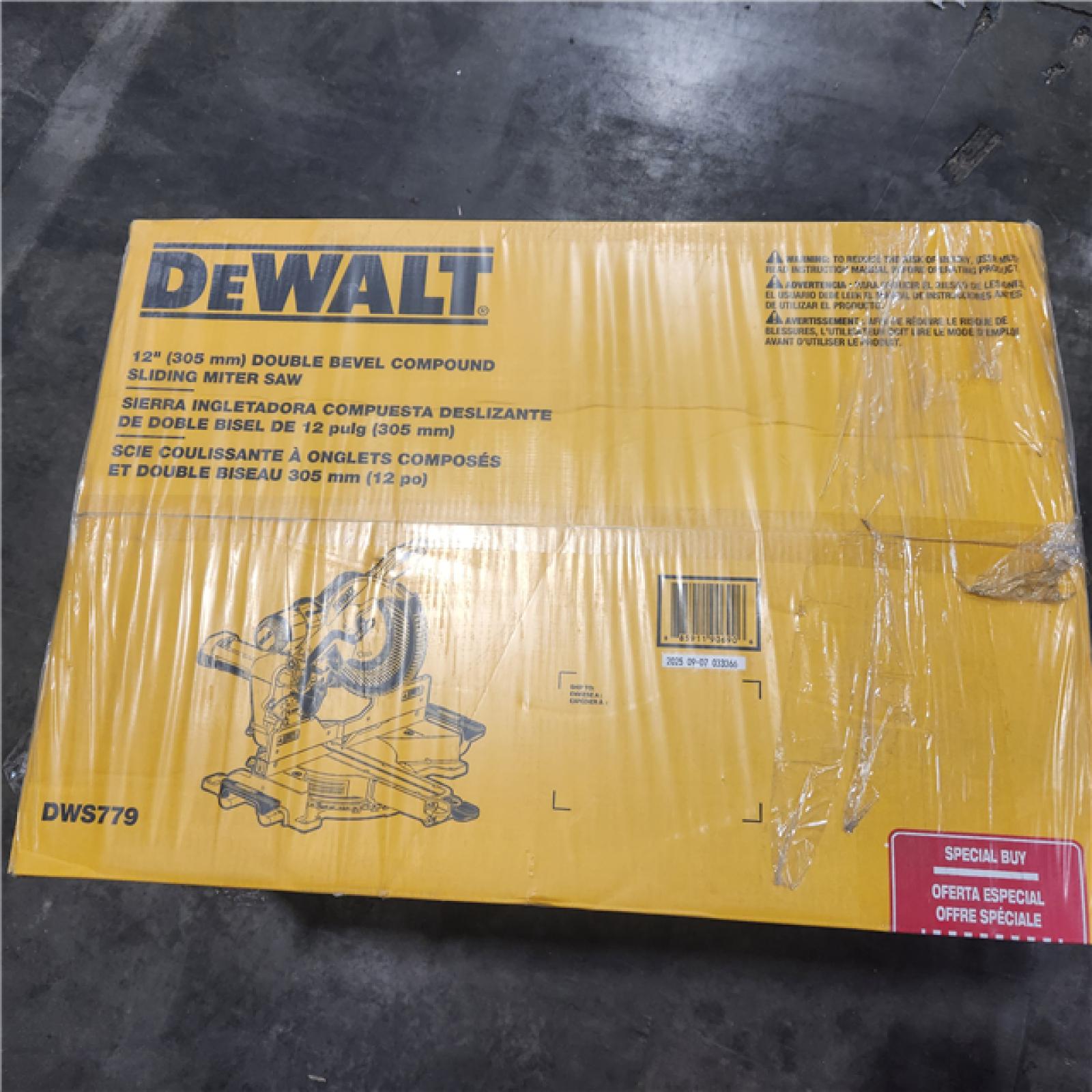 NEW- DeWalt 15 Amps 12 in. Corded Dual-Bevel Sliding Compound Miter Saw