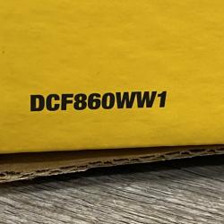 NEW - DEWALT 20V XR Lithium-Ion Cordless Hammer Drill Kit