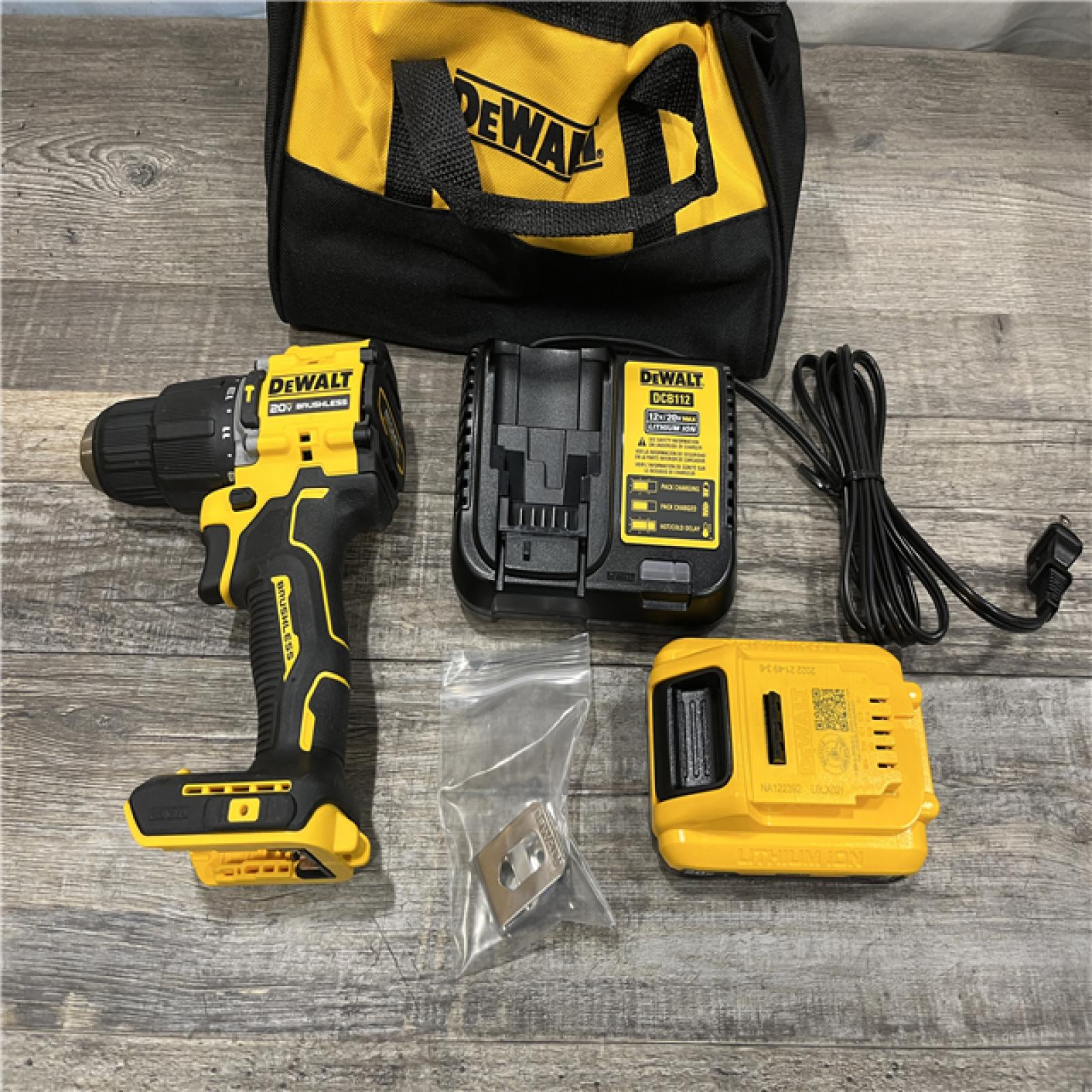 AS-IS DEWALT ATOMIC 20V Cordless 1/2 in. Compact Hammer Drill Kit