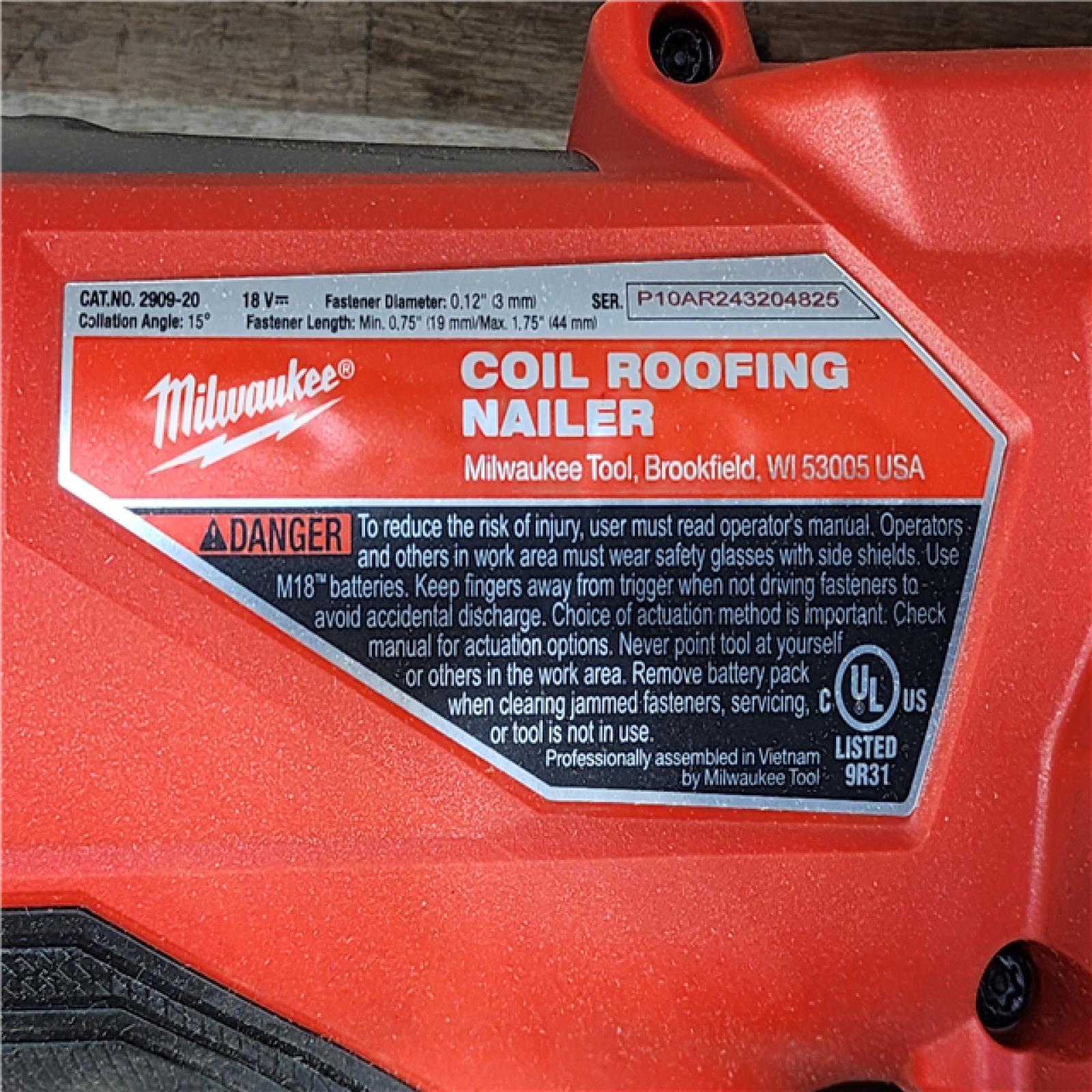 HOUSTON LOCATION - AS-IS (APPEARS LIKE NEW) Milwaukee FUEL 18-Volt Lithium-Ion Brushless Cordless Coil Roofing Nailer (Tool Only)