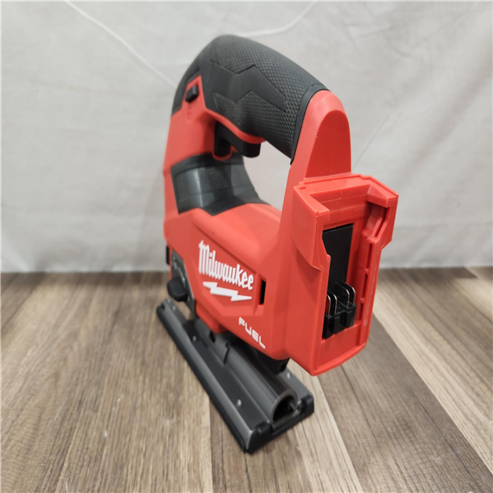 AS-IS- Milwaukee M18 FUEL 18V Lithium-Ion Brushless Cordless Jig Saw (Tool-Only)