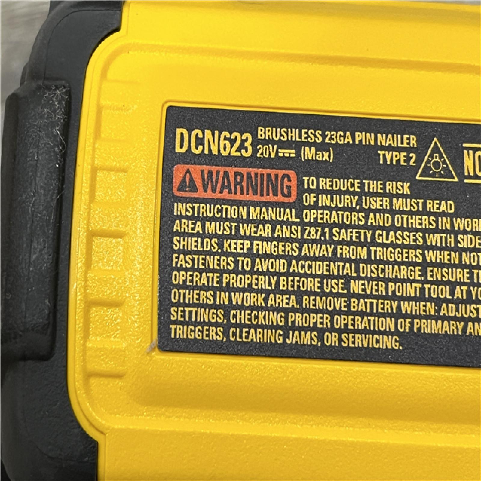 AS-IS DEWALT ATOMIC 20V MAX Lithium Ion Cordless 23 Gauge Pin Nailer Kit