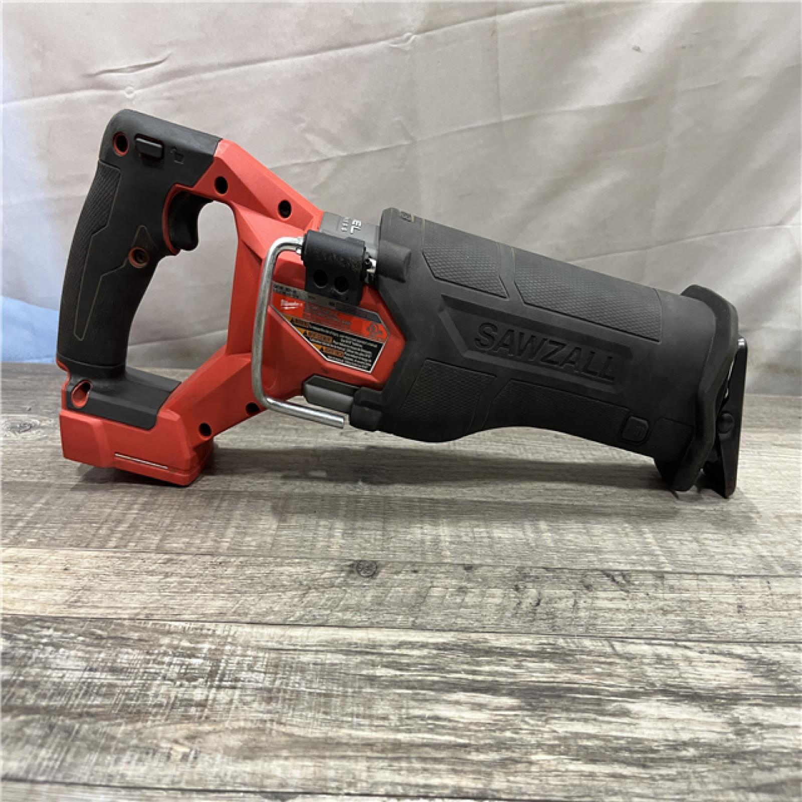 AS-IS Milwaukee FUEL GEN-2 18V Lithium-Ion Brushless Cordless SAWZALL Reciprocating Saw (Tool-Only)