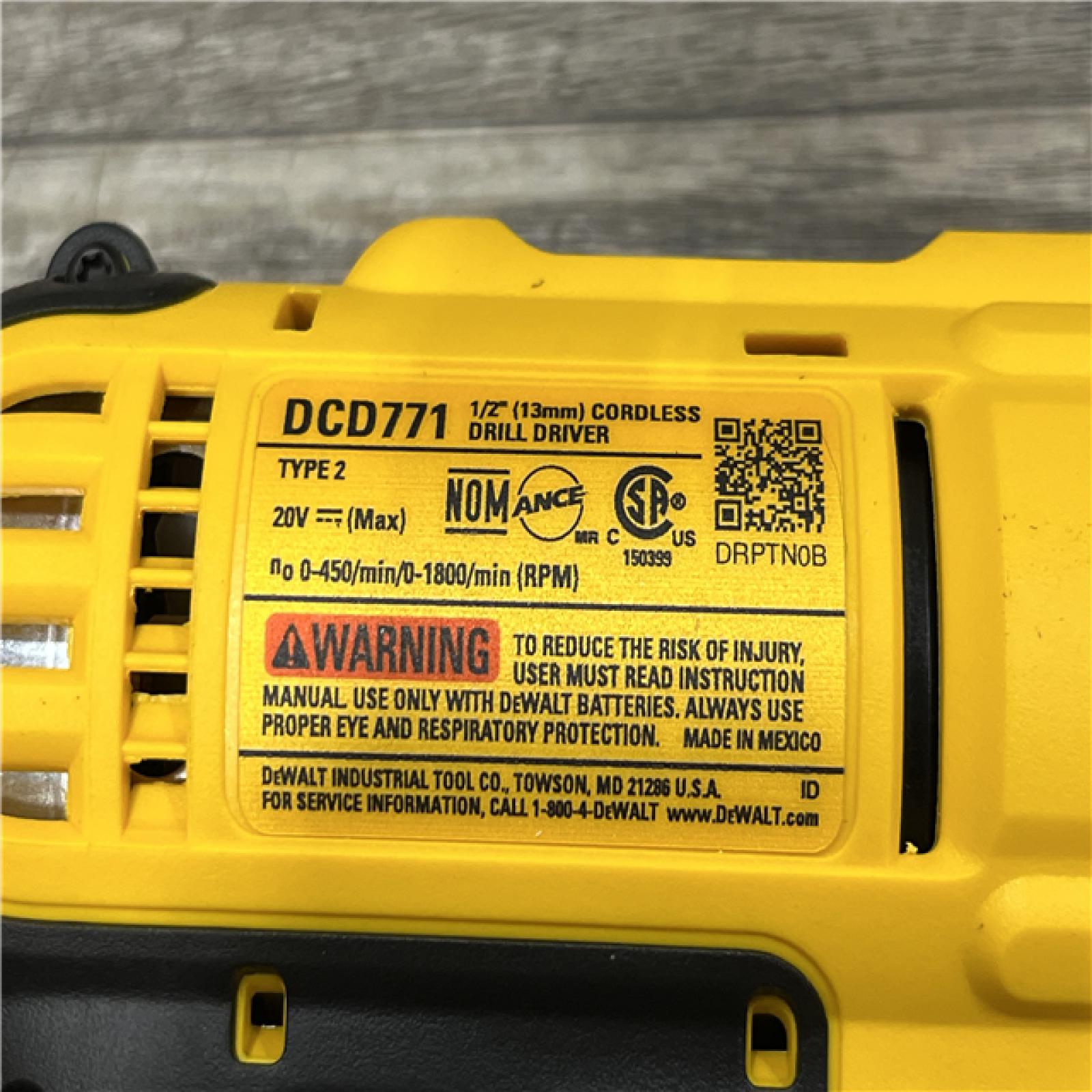 AS-IS DEWALT 20V MAX Cordless 1/2 in. Drill/Driver Kit