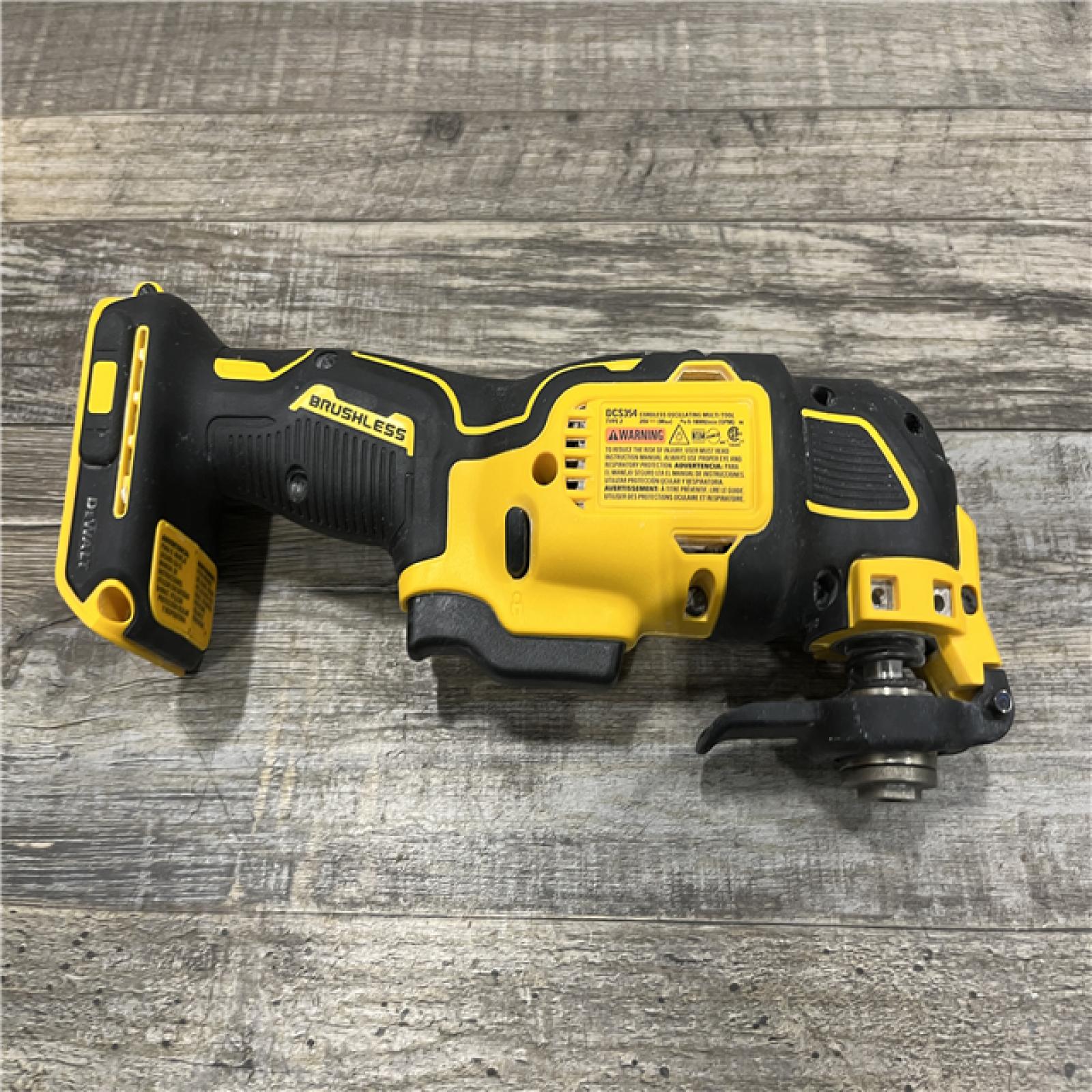 AS-IS DEWALT ATOMIC 20V MAX Cordless Brushless Oscillating Multi Tool Kit