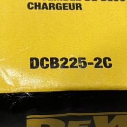 NEW - DEWALT 20V MAX Lithium-Ion Battery Kit with 5.0Ah and 2.0Ah Battery and Charger