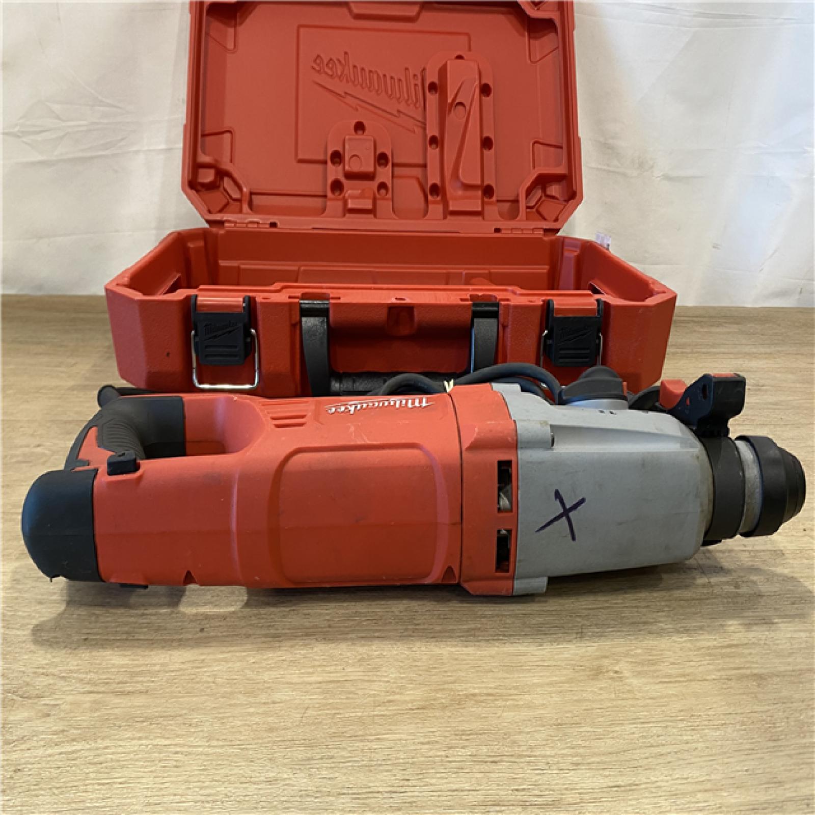 AS-IS Milwaukee 8 Amp Corded 1 in. SDS D-Handle Rotary Hammer